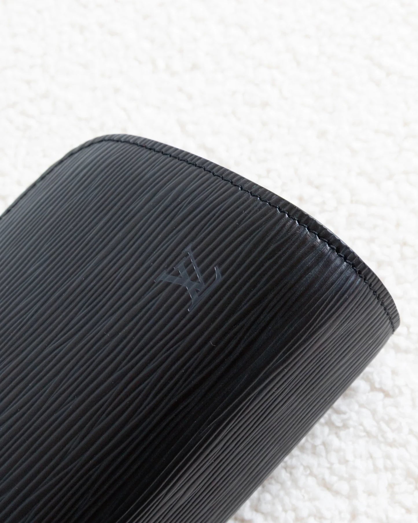 LOUIS VUITTON Pouch - THE VOG CLOSET