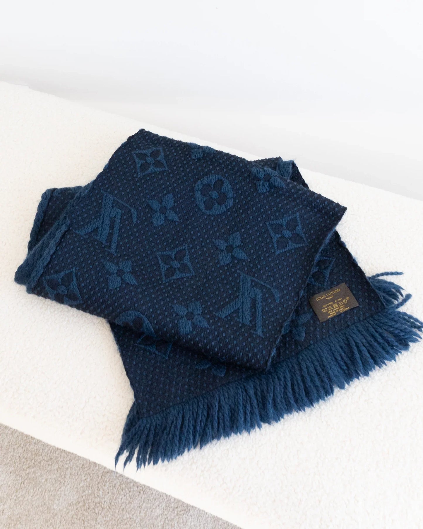 LOUIS VUITTON Scarf - THE VOG CLOSET