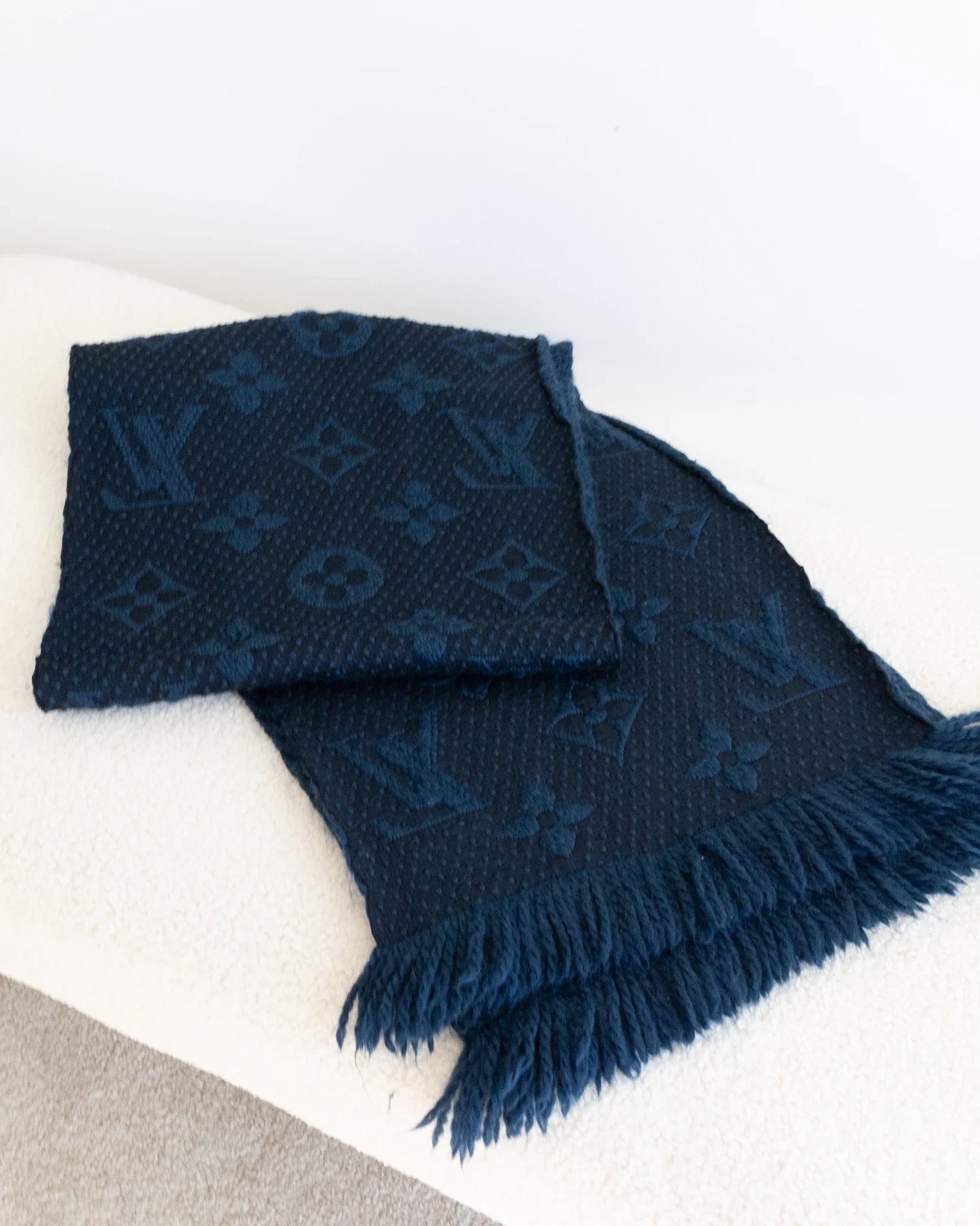 LOUIS VUITTON Scarf - THE VOG CLOSET