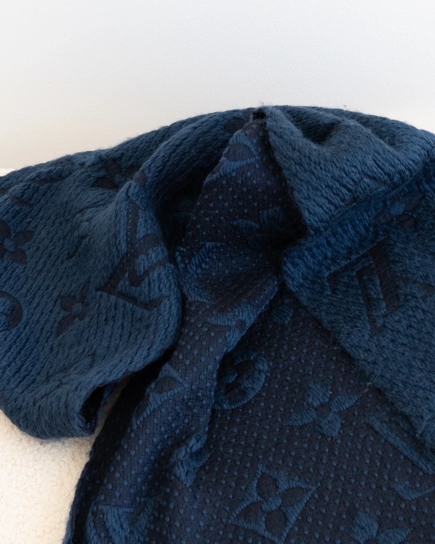 LOUIS VUITTON Scarf - THE VOG CLOSET