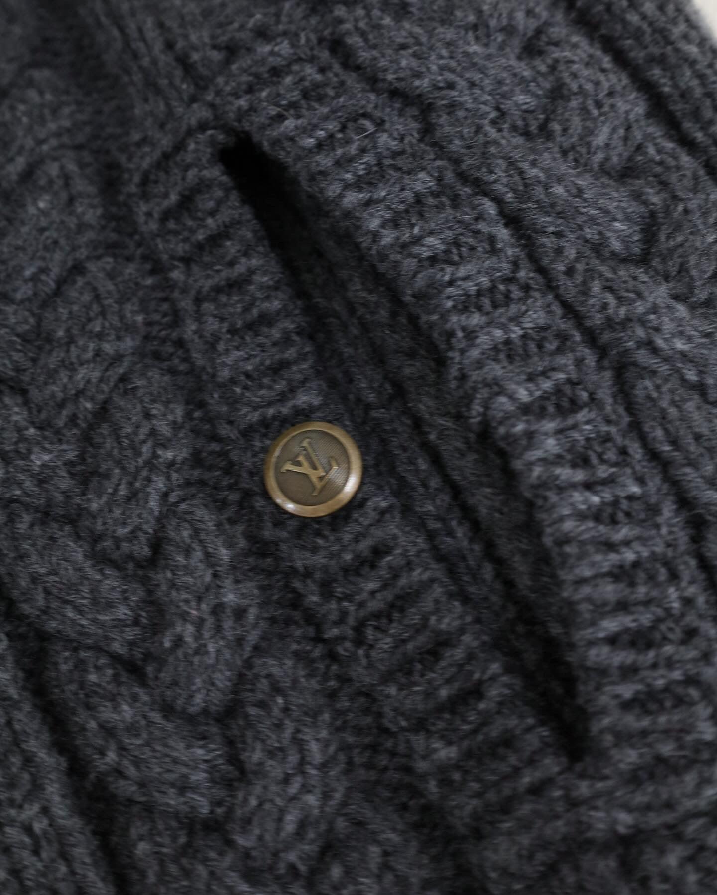 LV Poncho - THE VOG CLOSET