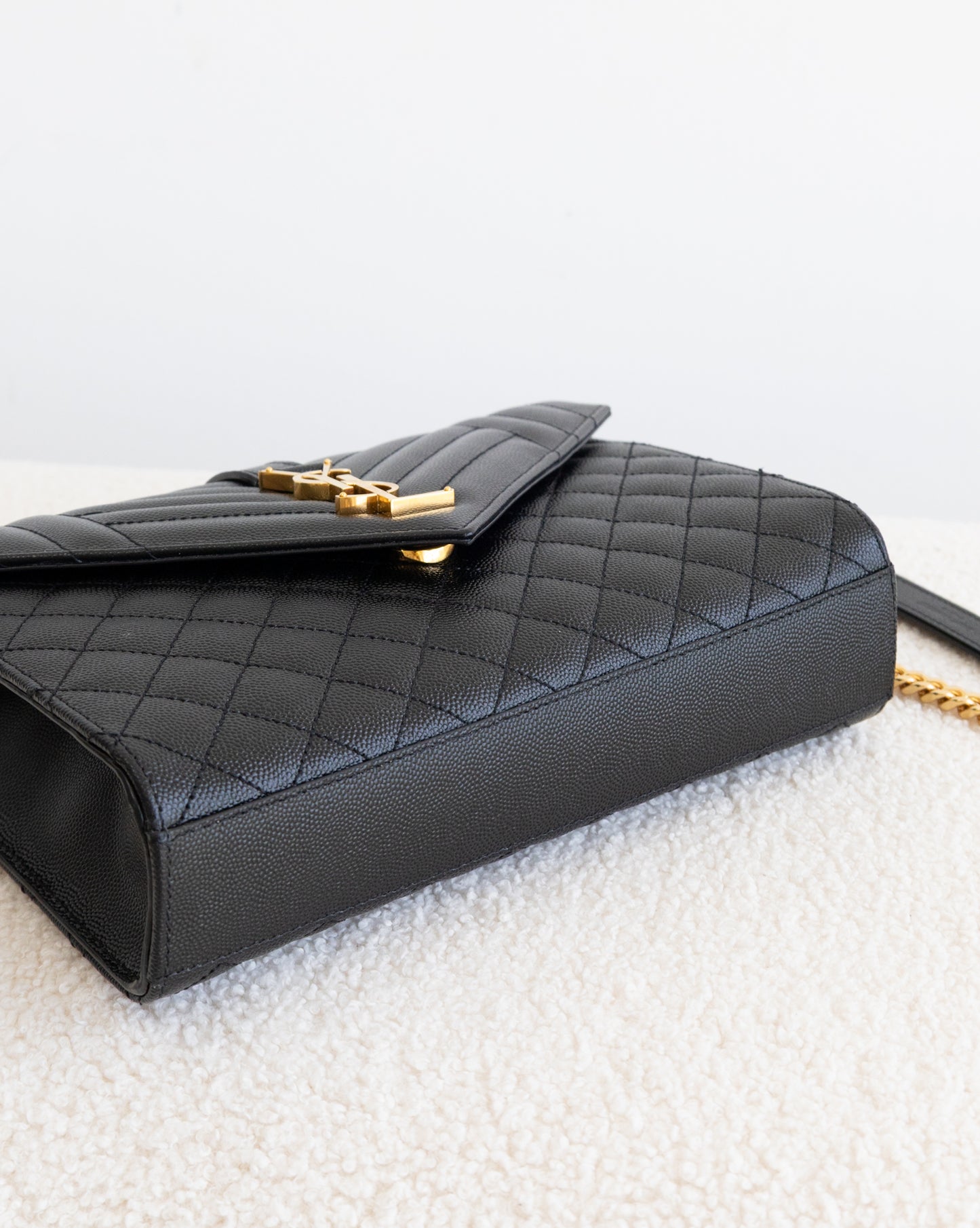 SAINT LAURENT Envelope M - THE VOG CLOSET