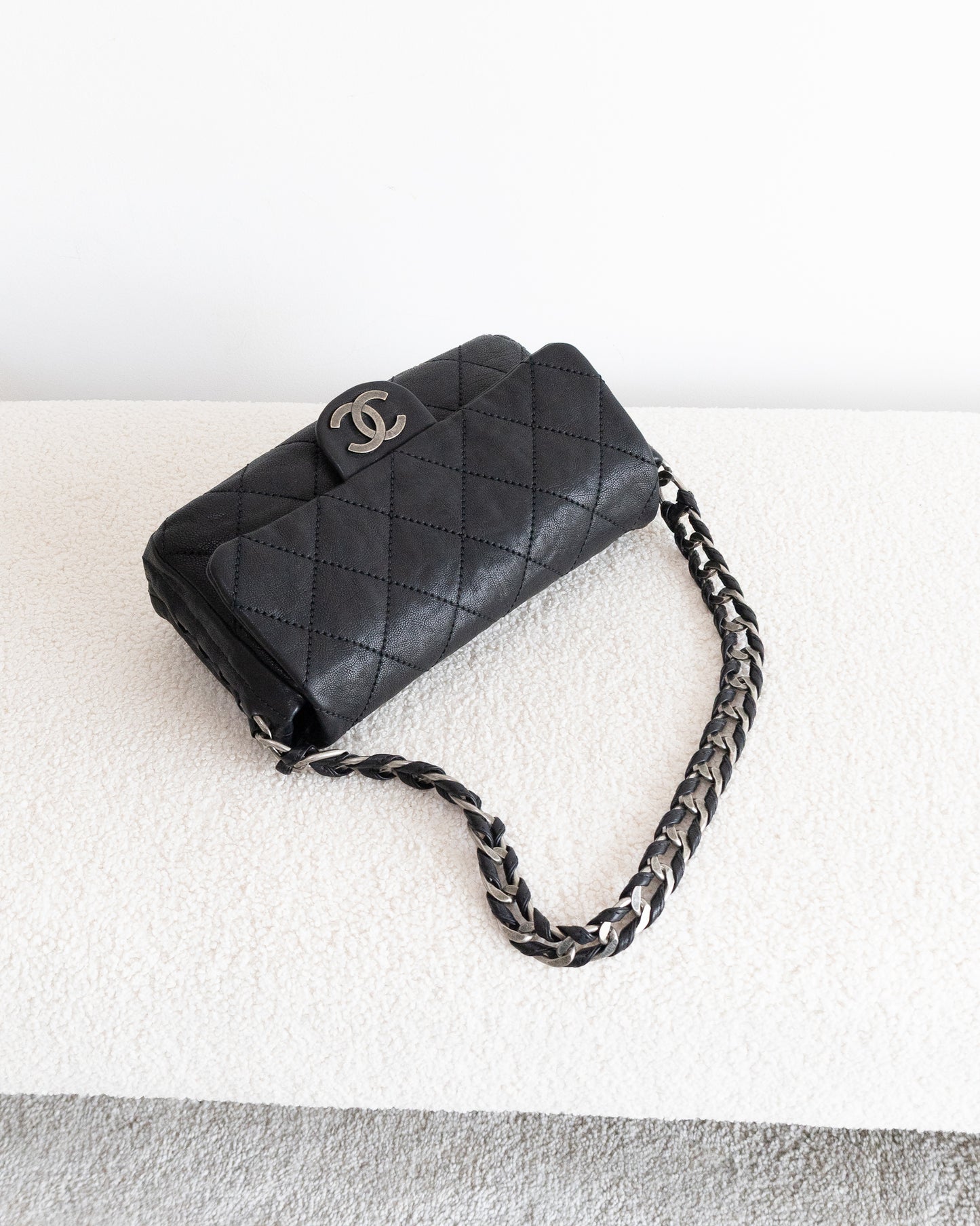 CHANEL Chain Flap Shoulder bag