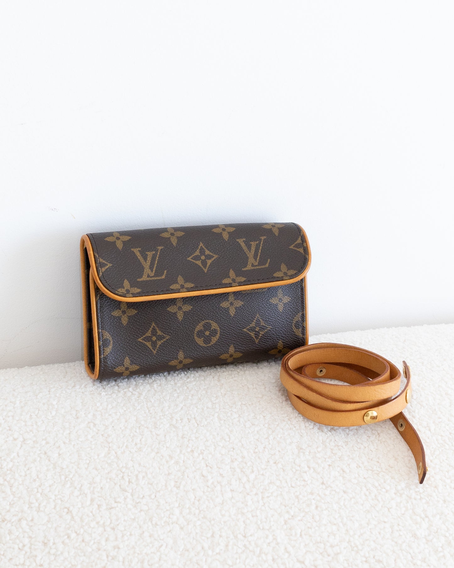 LOUIS VUITTON Florentine Belt Bag
