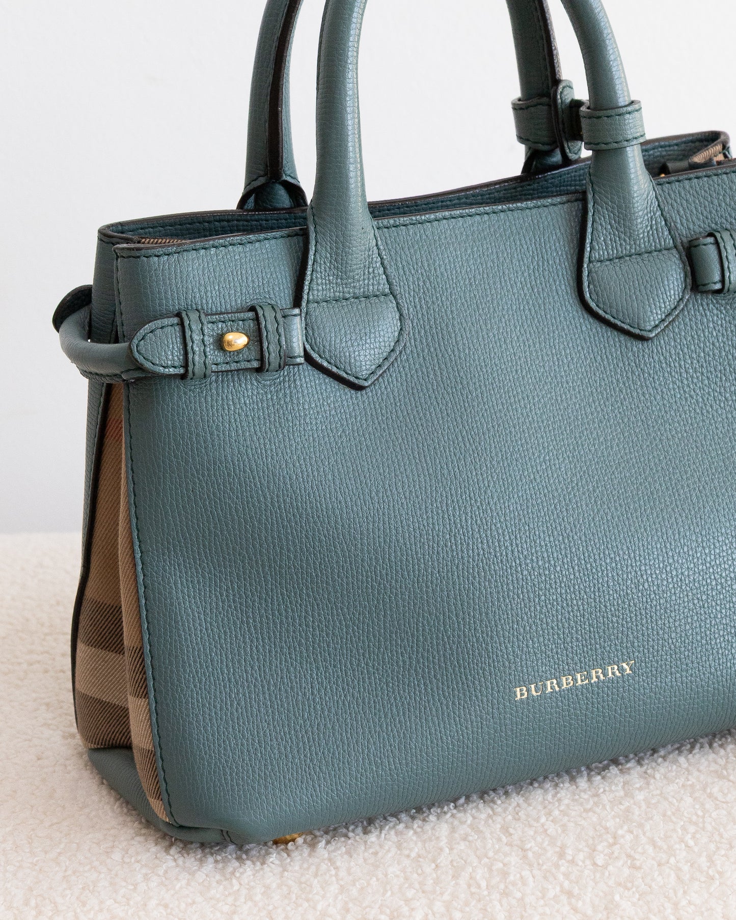 BURBERRY Banner Small