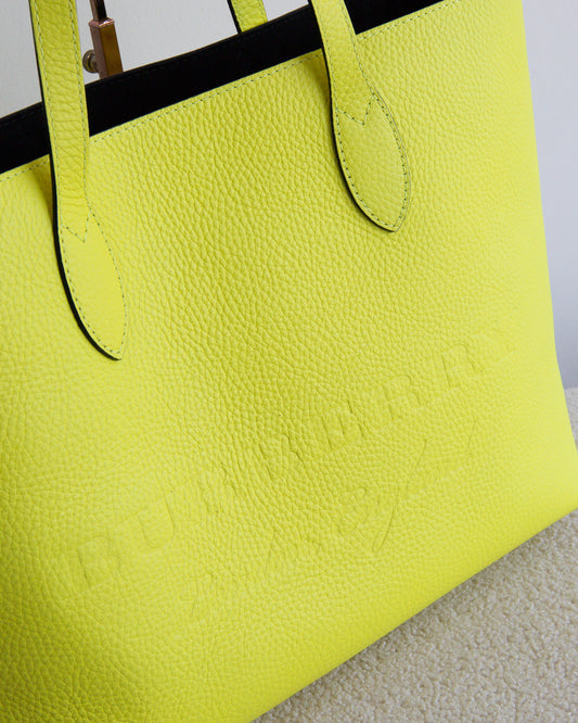 BURBERRY Tote