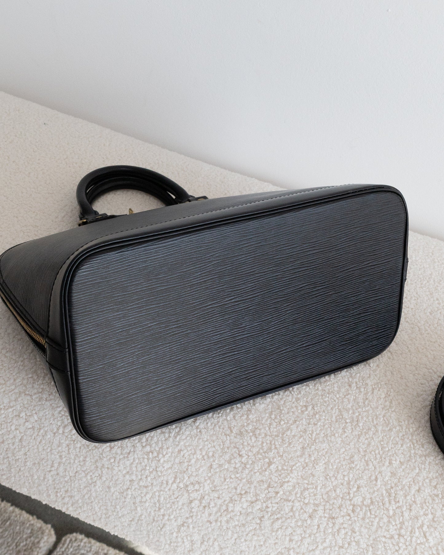 LOUIS VUITTON Alma PM