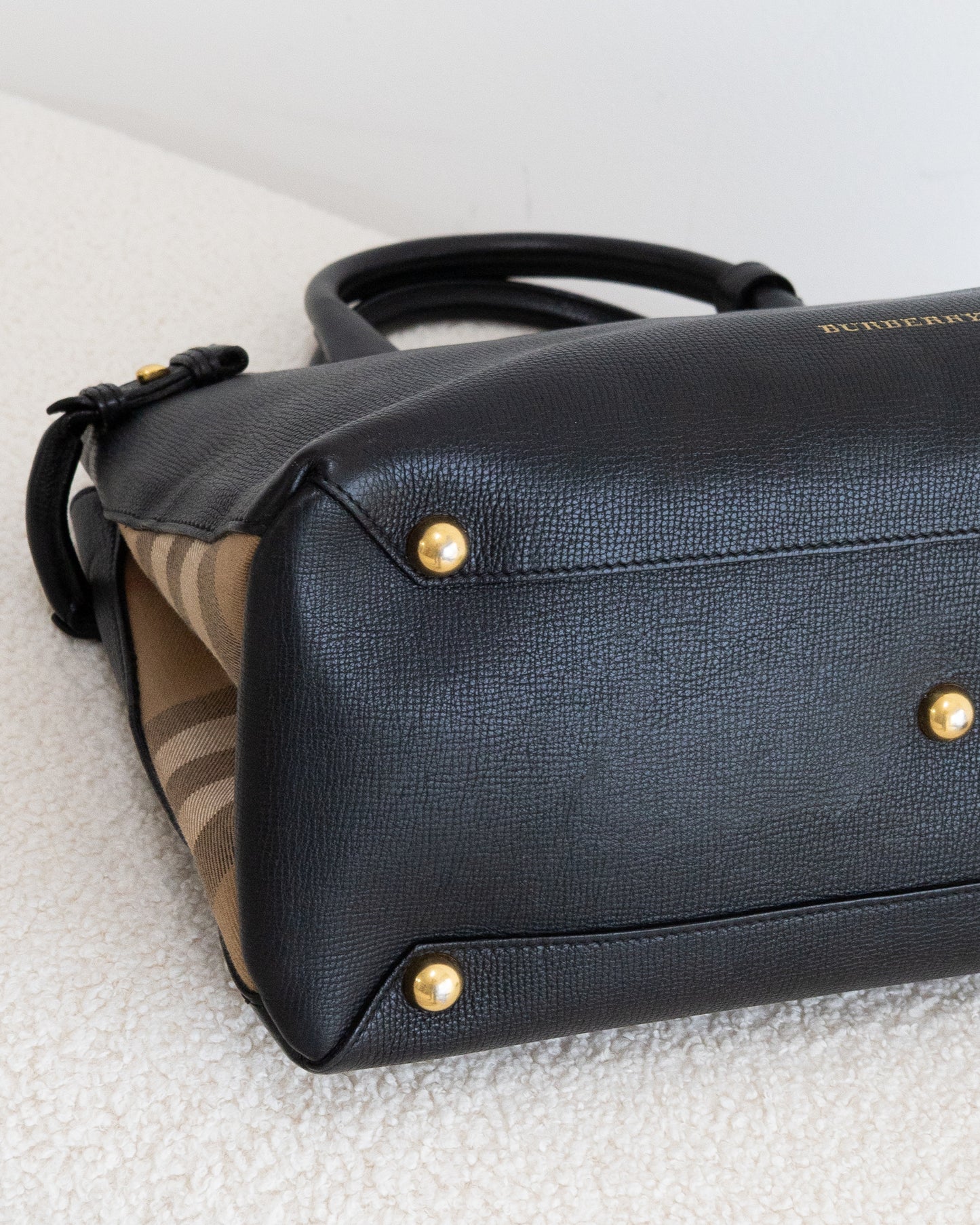 BURBERRY Banner Medium