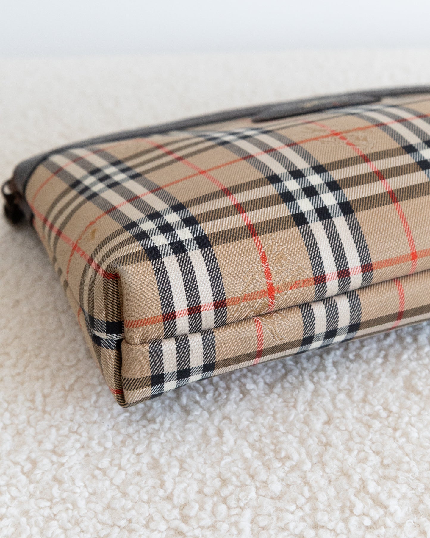 BURBERRY Pouch