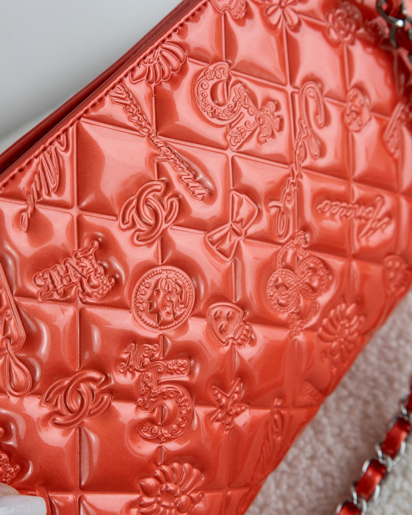 CHANEL Pochette Lucky Symbols