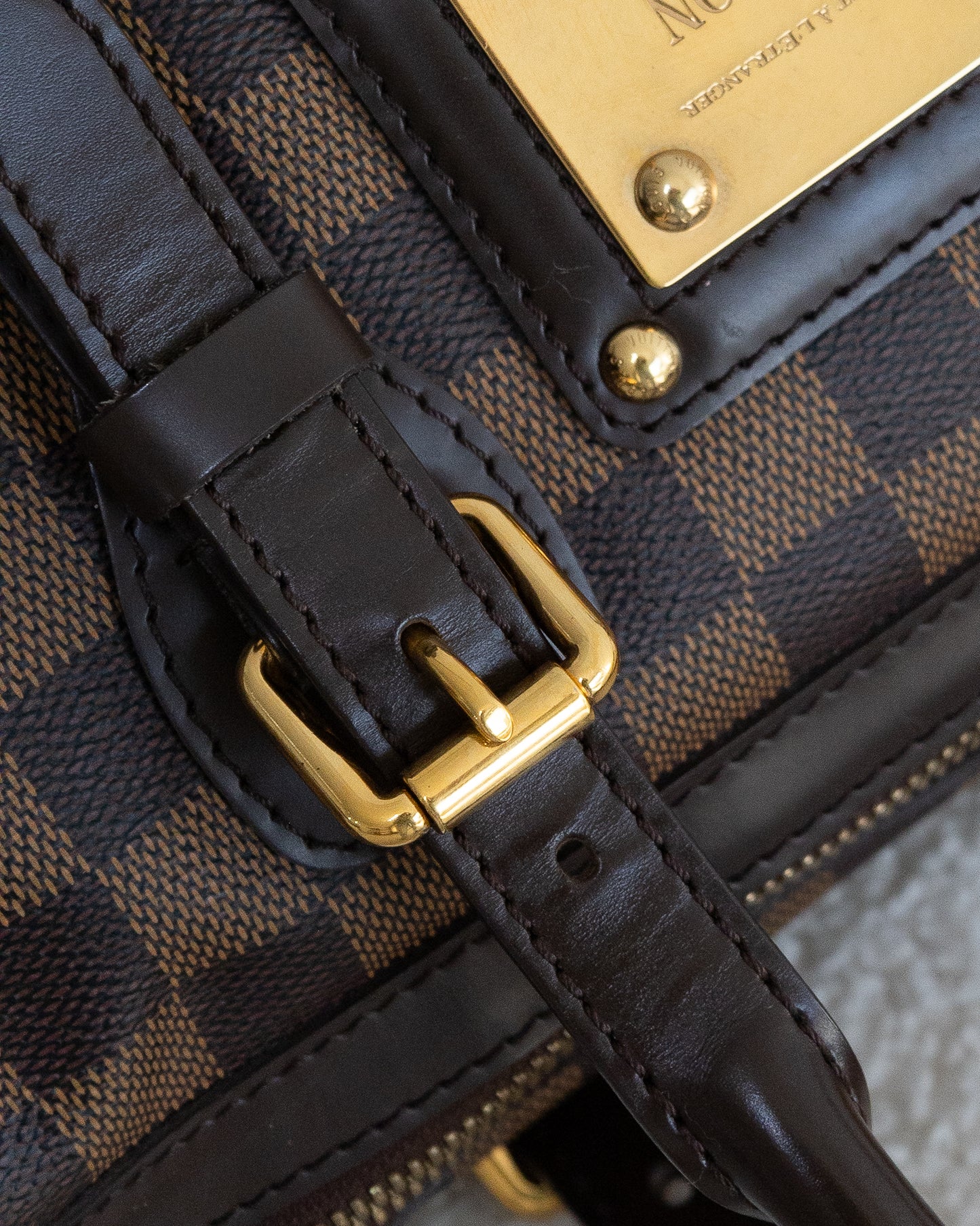 LOUIS VUITTON Bekerly