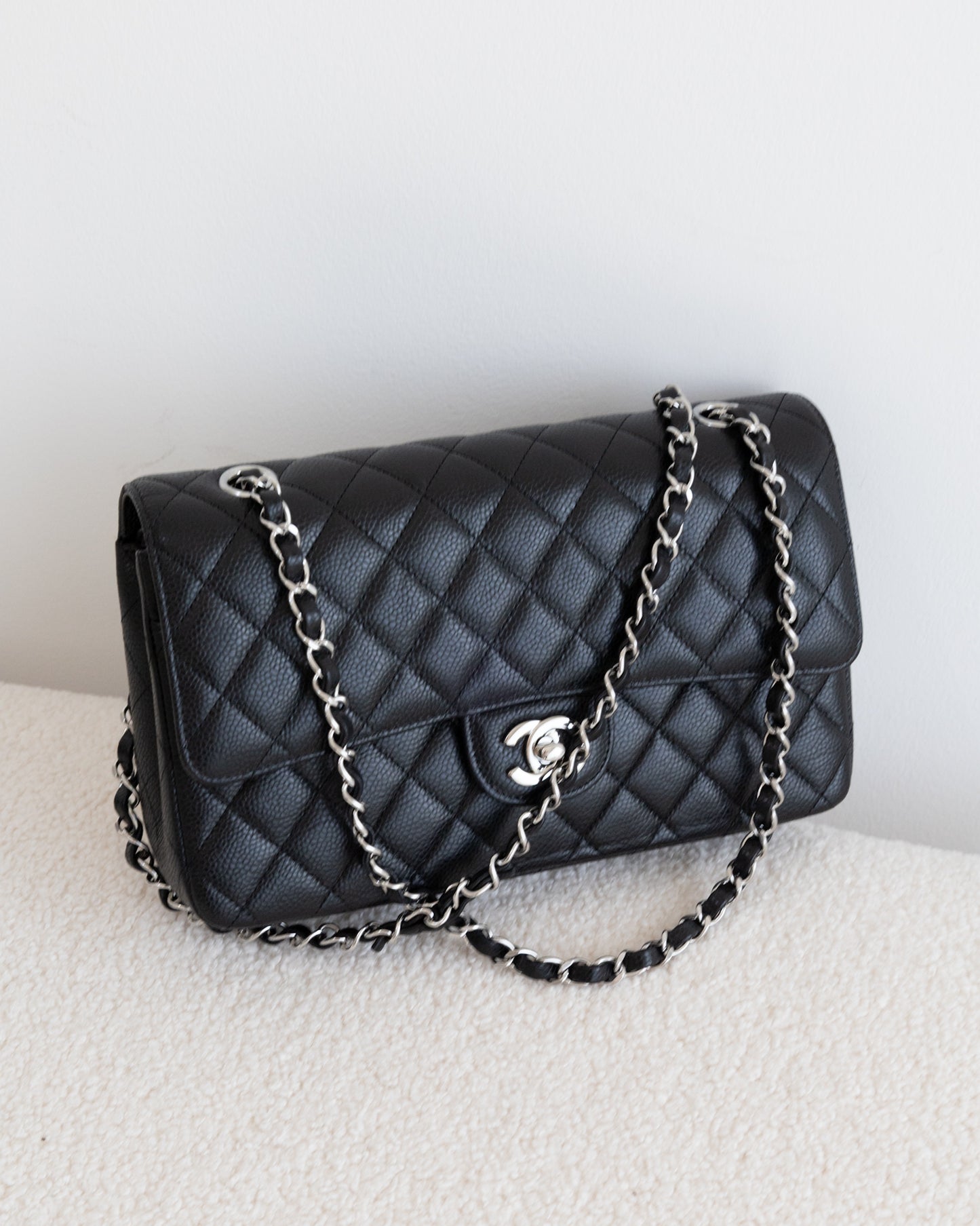 CHANEL Classic Double Flap Médium