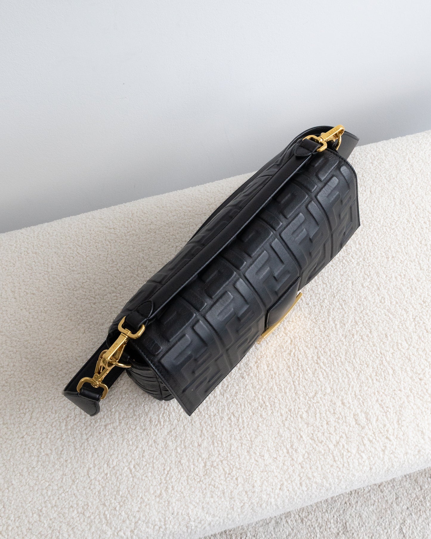 FENDI FF Baguette