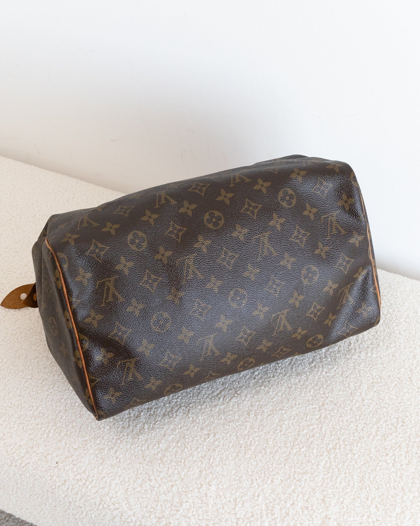 LOUIS VUITTON Speedy 30