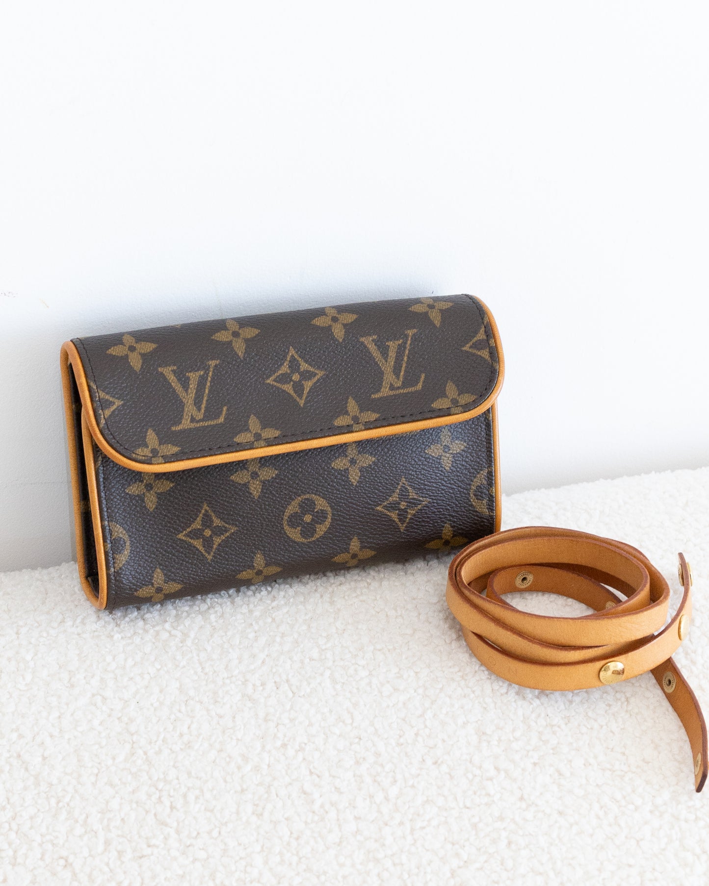 LOUIS VUITTON Florentine Belt Bag