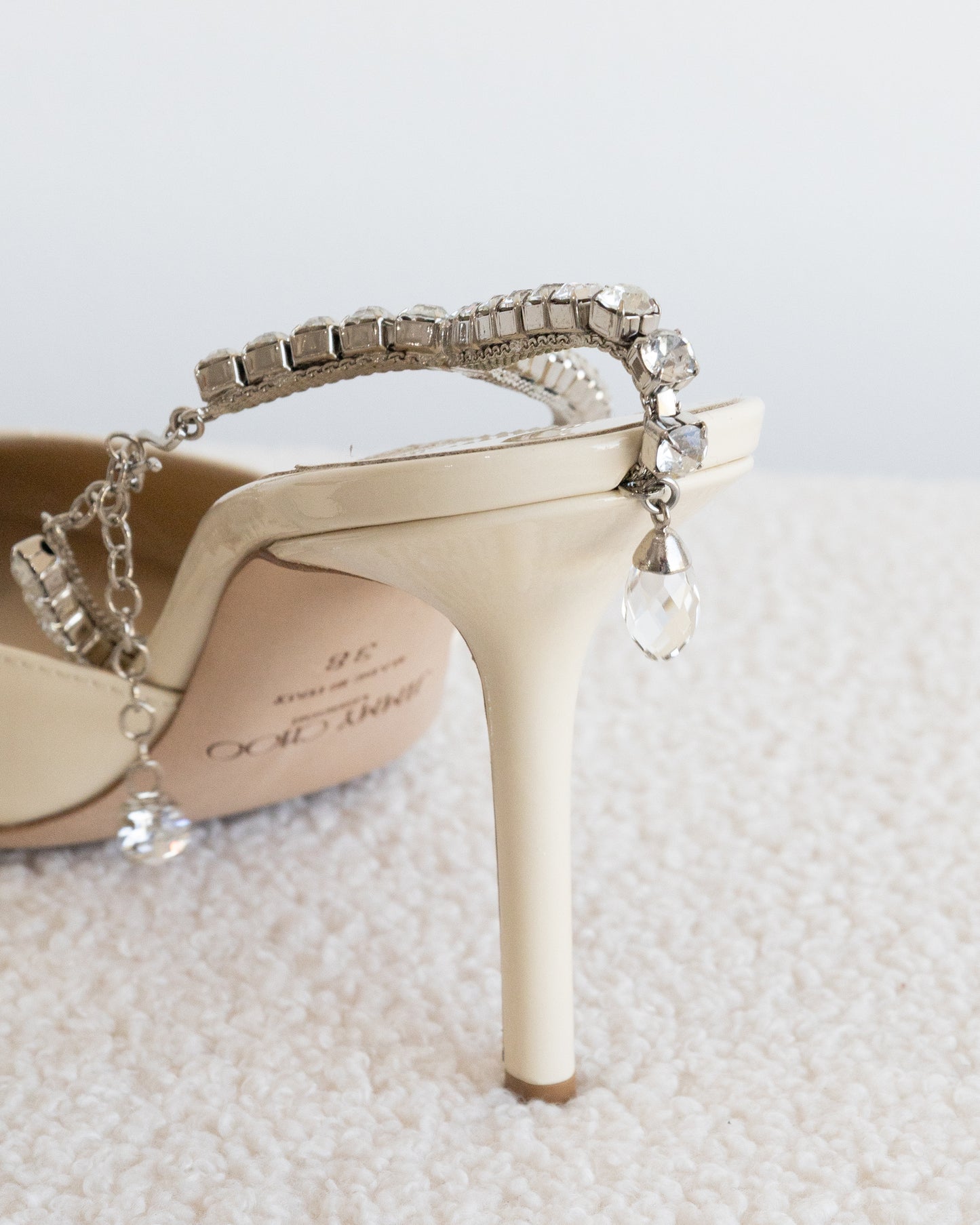 JIMMY CHOO Saeda 38