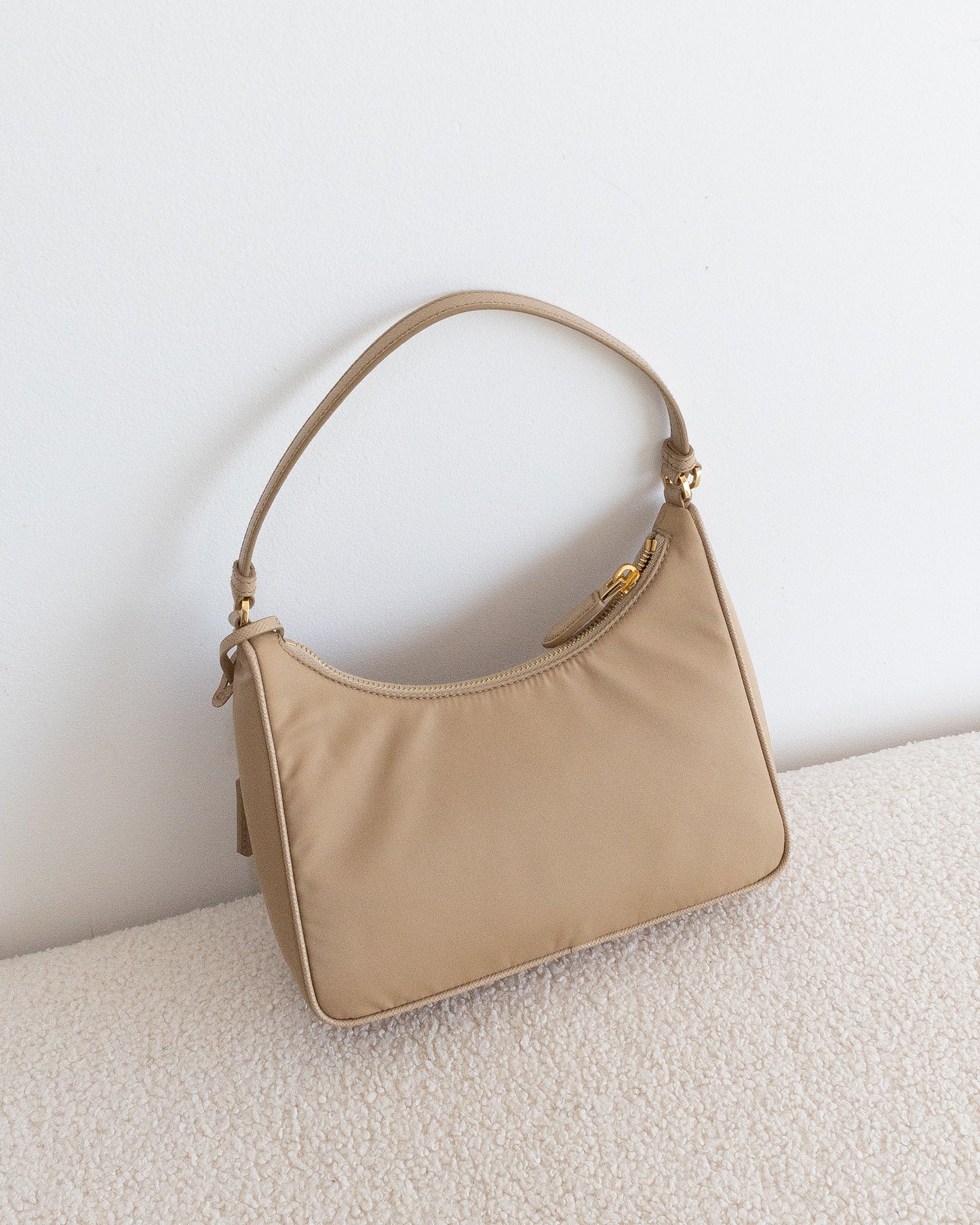 PRADA Re-Edition 2000