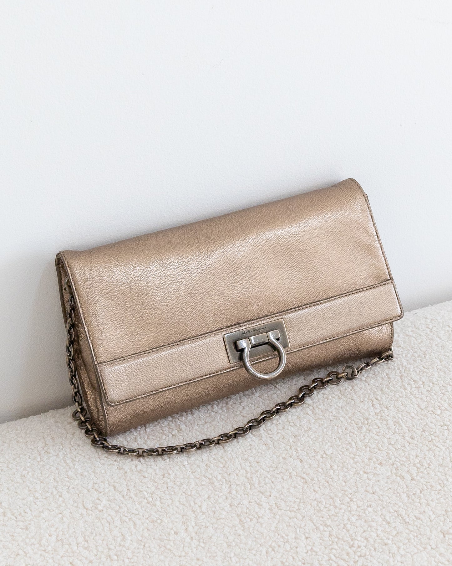 SALVATORE Ferragamo Gancini