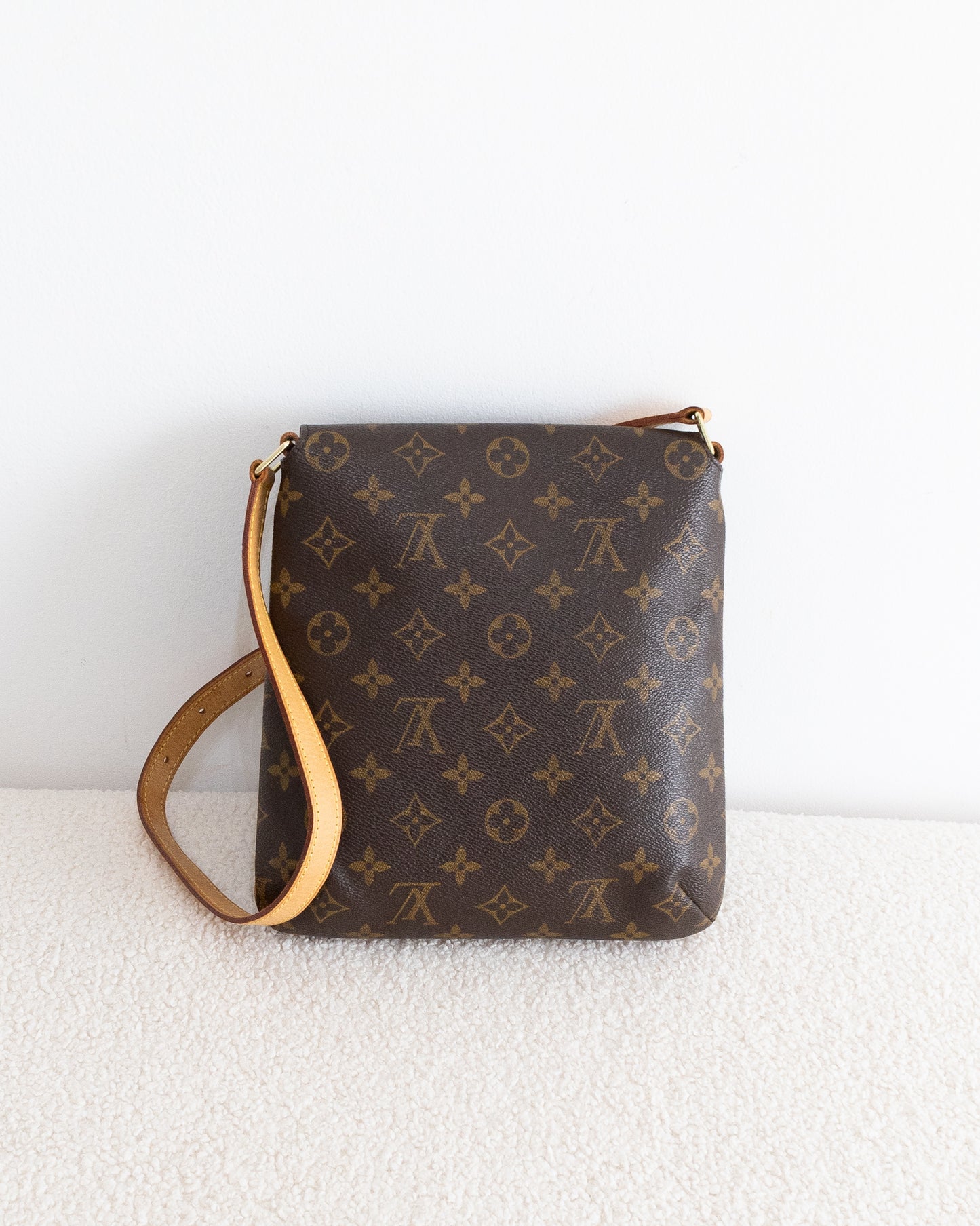 LOUIS VUITTON Musette Salsa PM