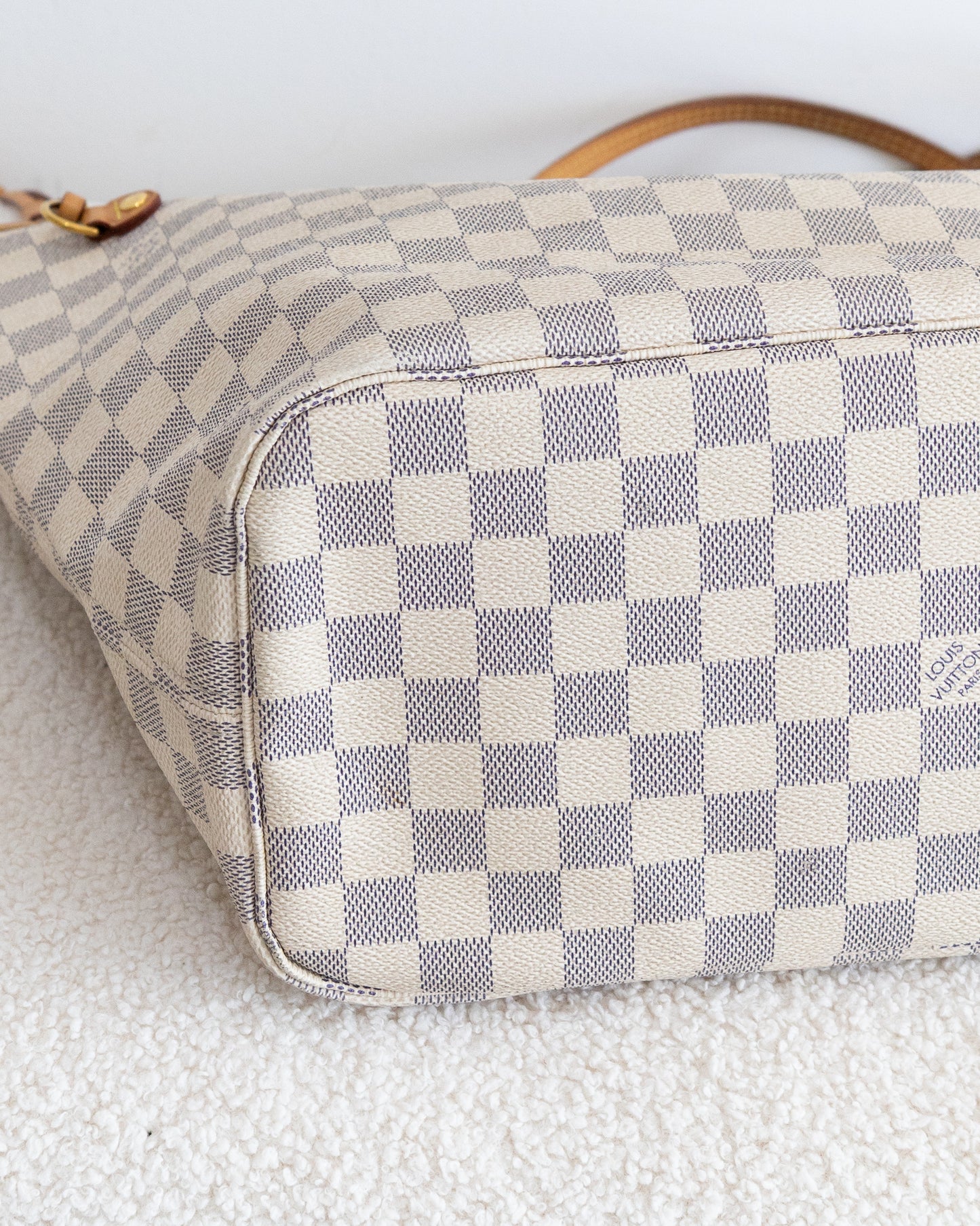 LOUIS VUITTON Neverfull MM