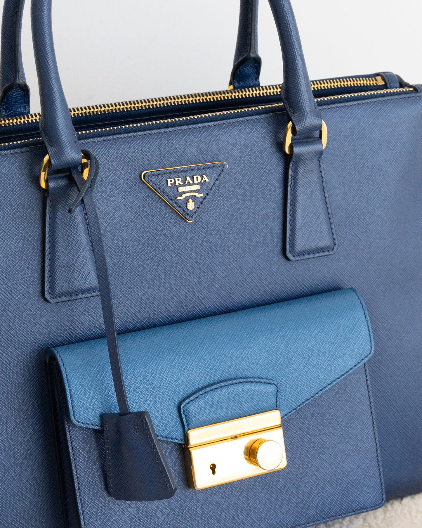 PRADA Pocket Galleria