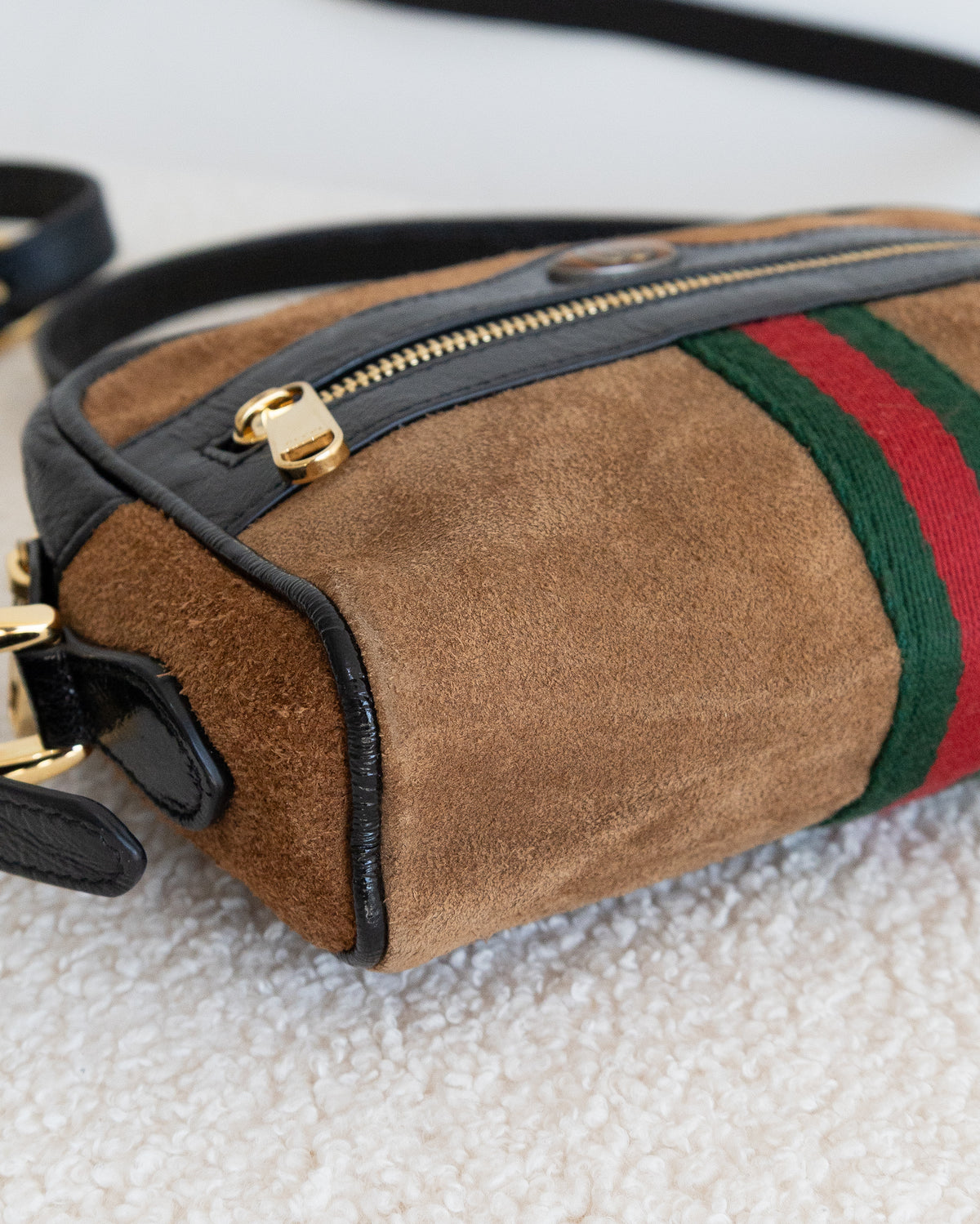 GUCCI Mini Ophidia Crossbody