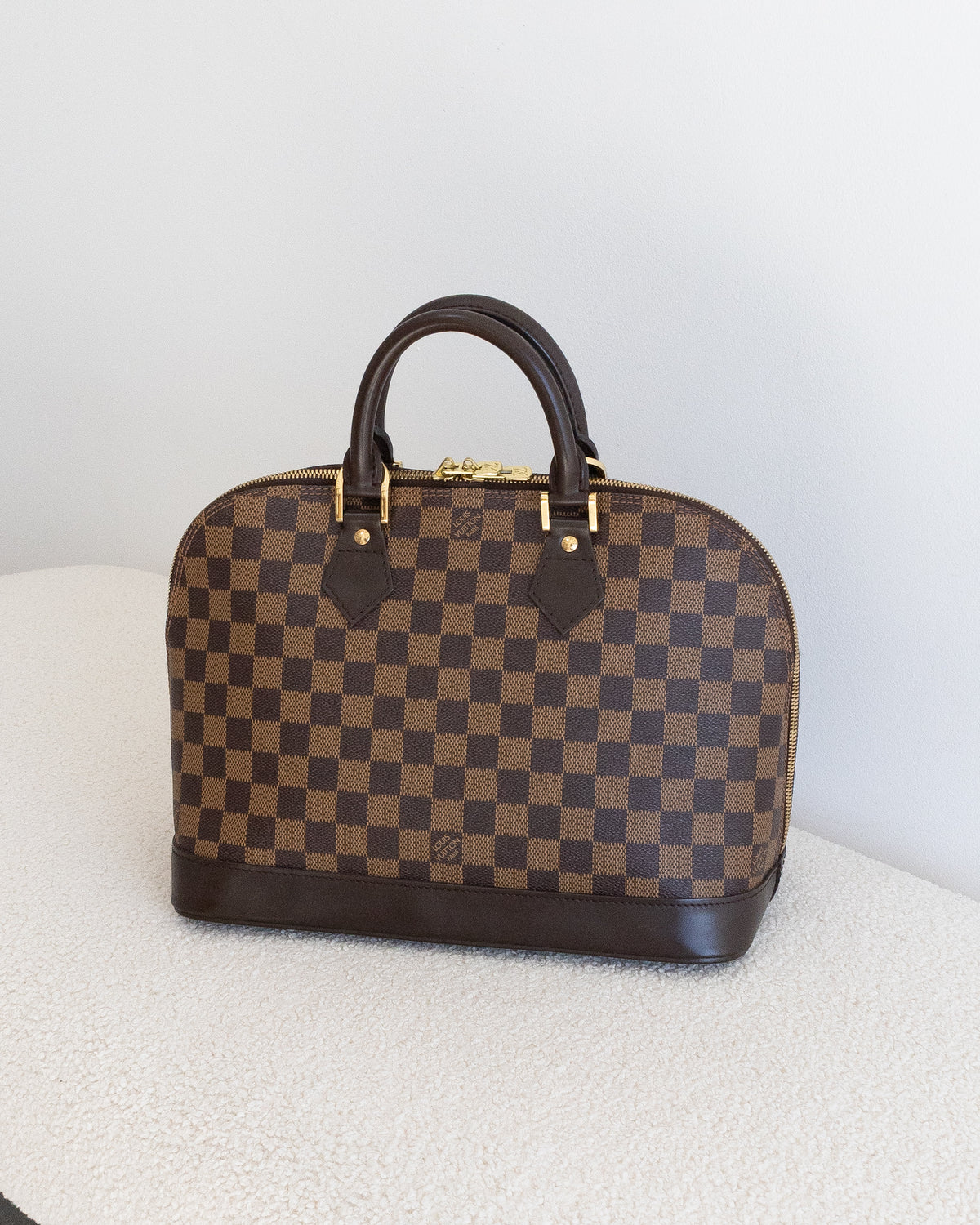 LOUIS VUITTON Alma PM