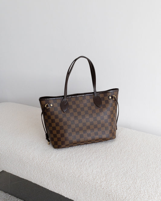 LOUIS VUITTON Neverfull PM