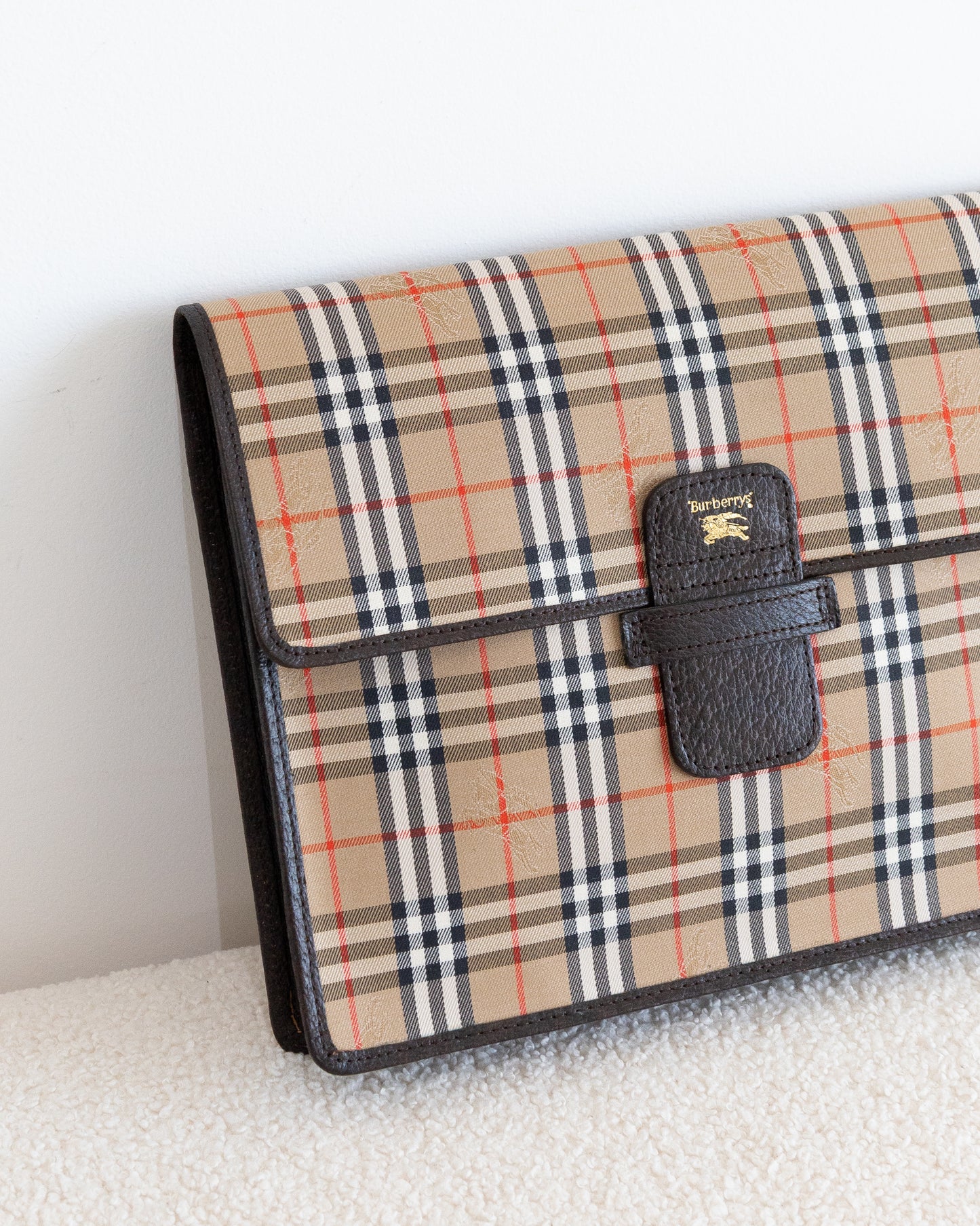 BURBERRY Envelope Clutch