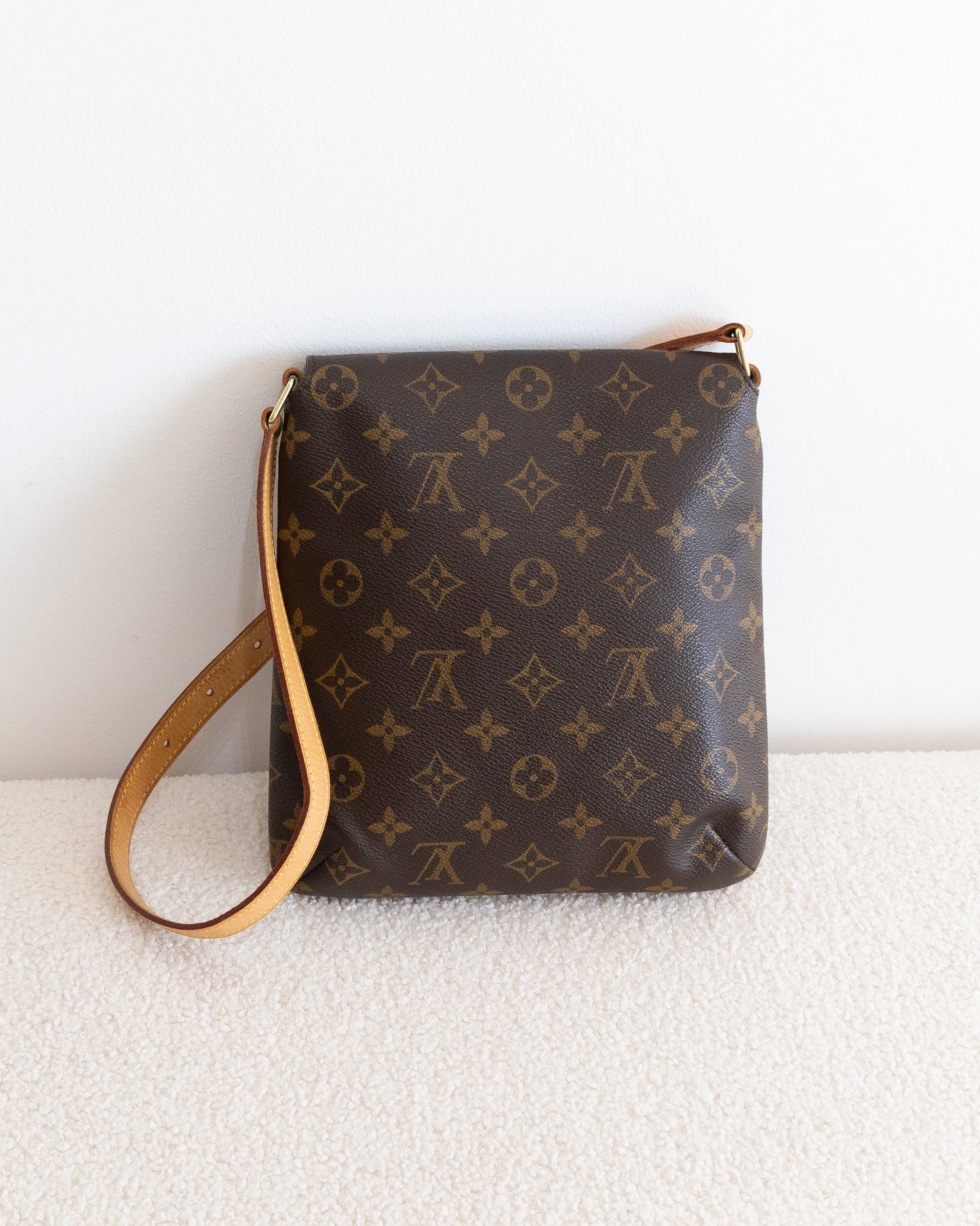 LOUIS VUITTON Musette Salsa PM