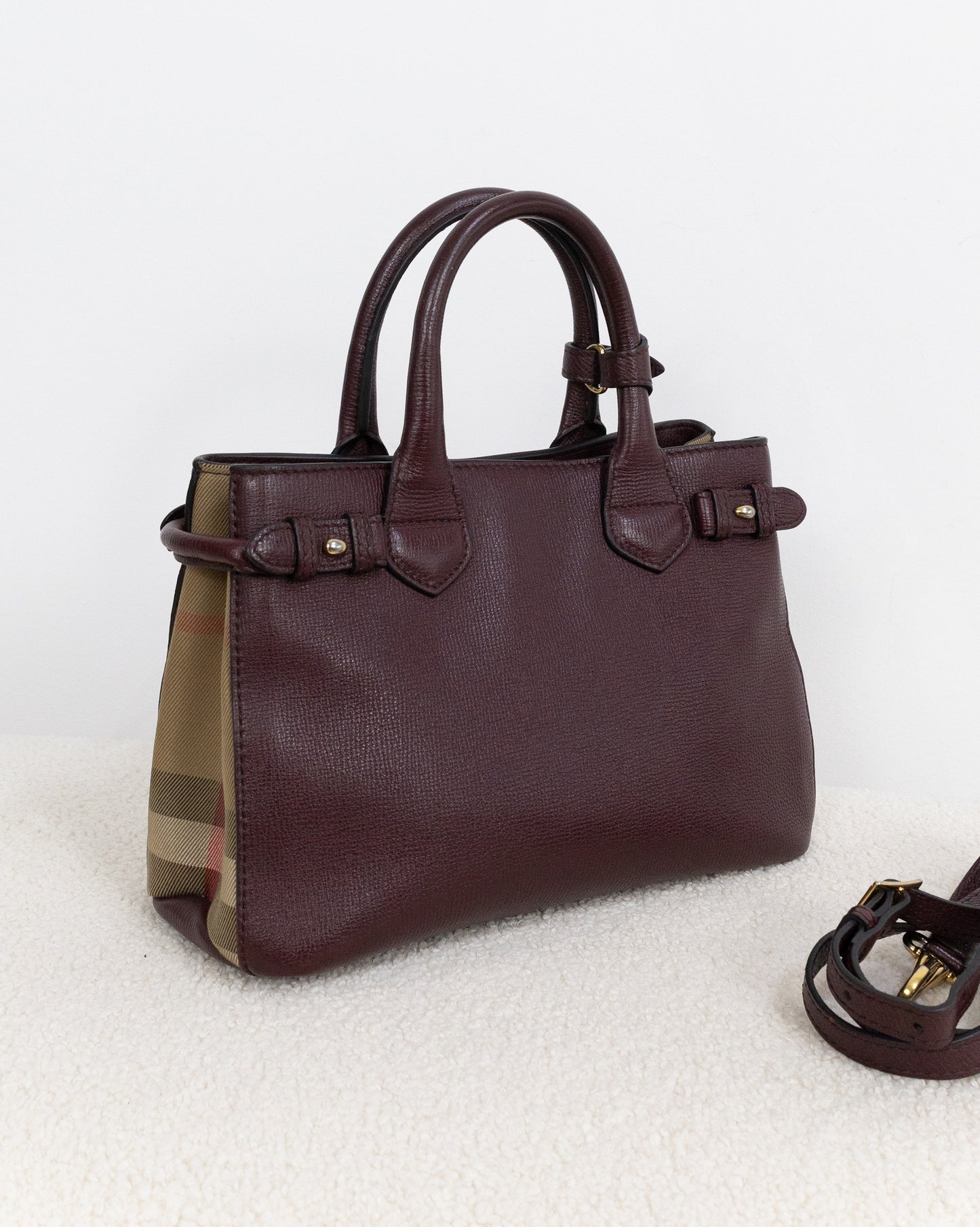 BURBERRY Banner Small