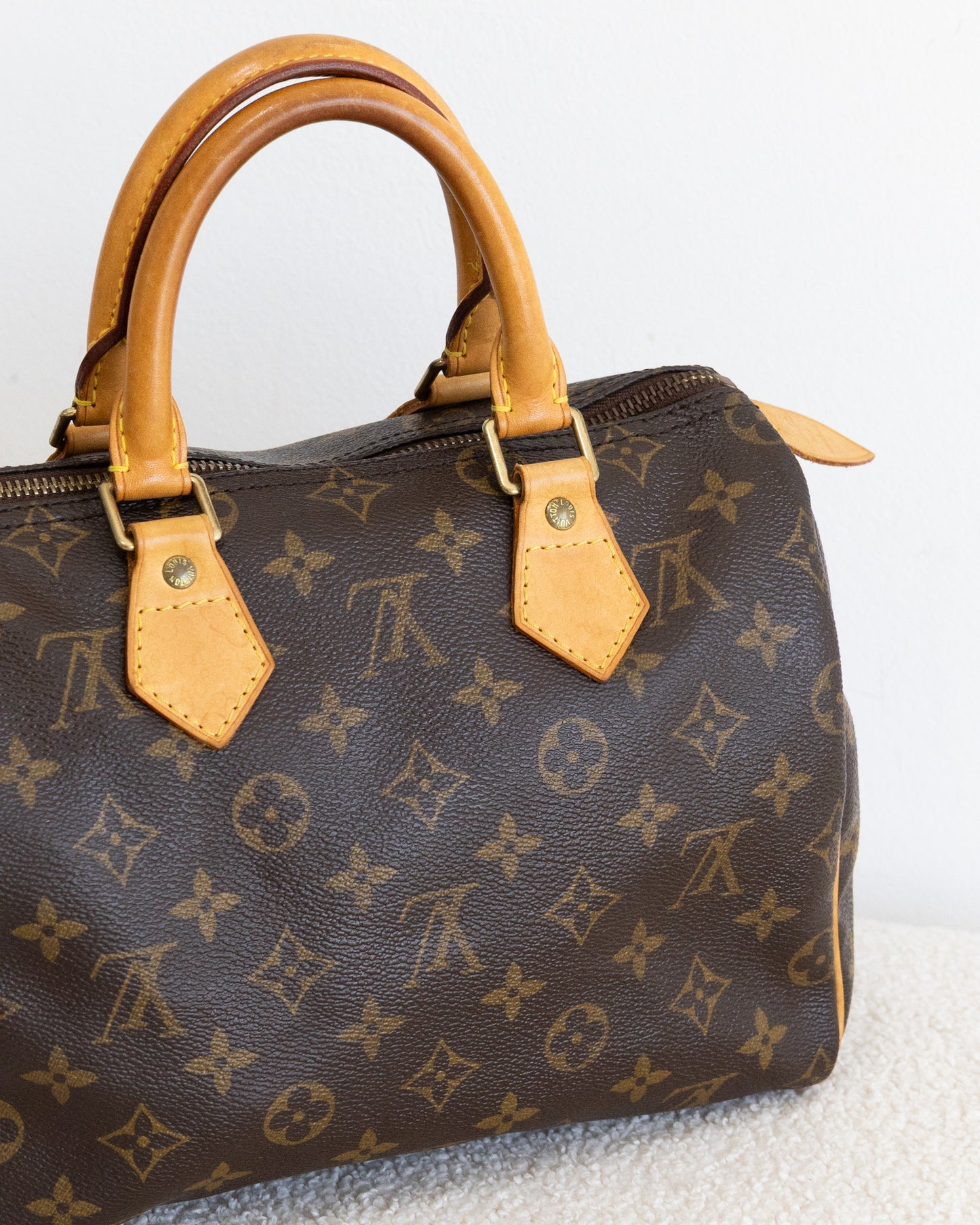 LOUIS VUITTON Speedy 25