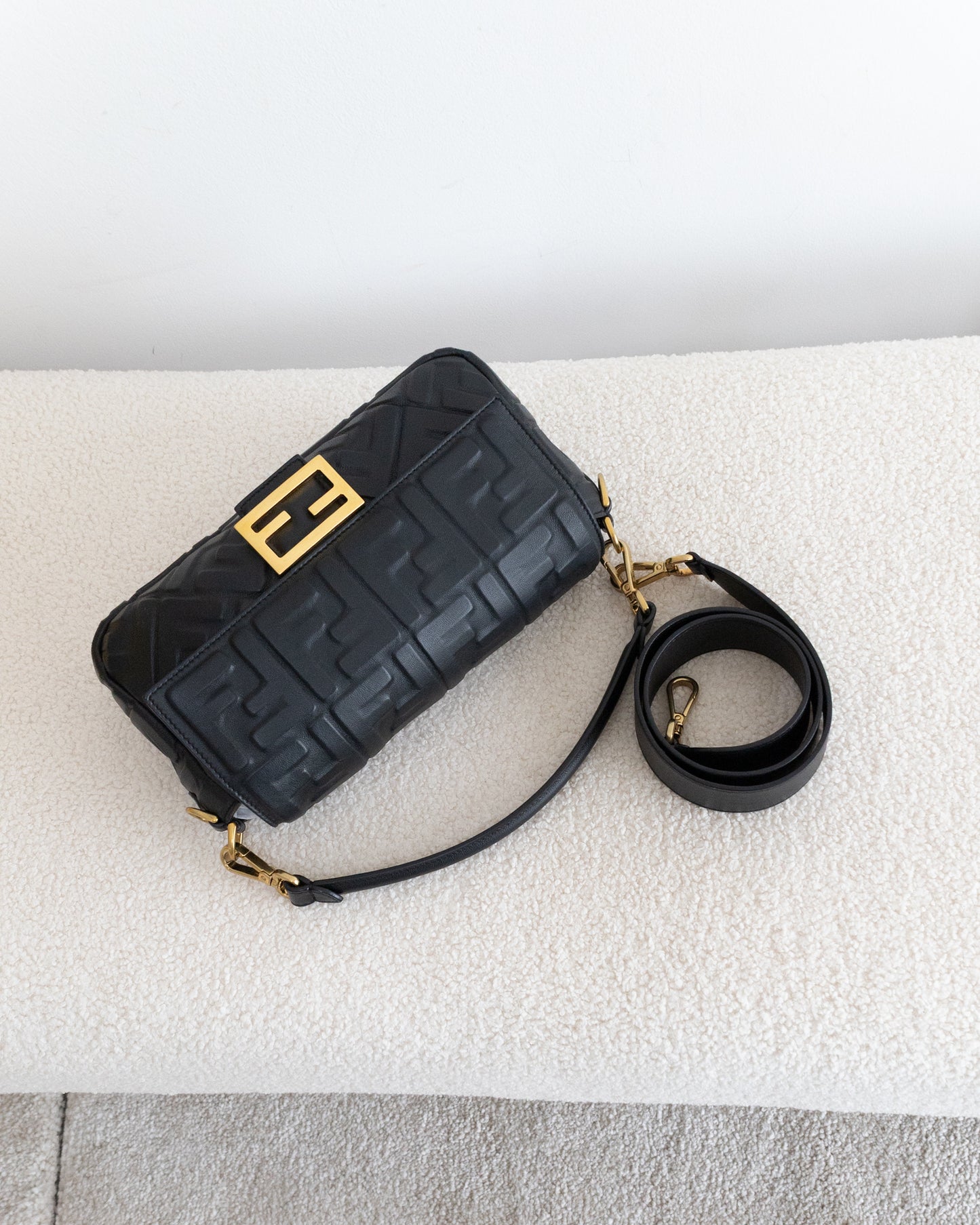 FENDI Baguette 2 ways