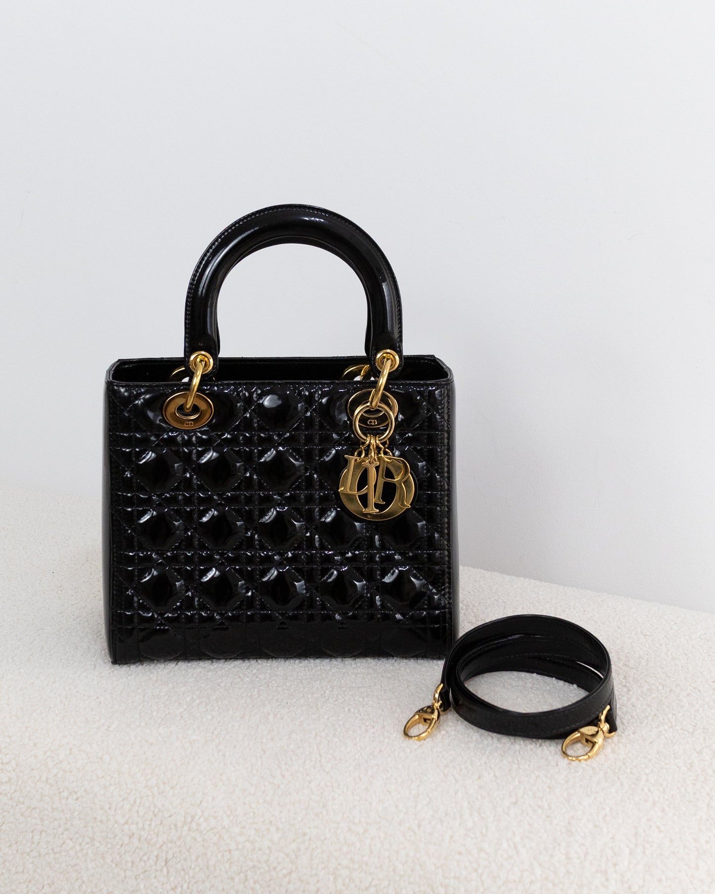 DIOR Medium Lady Dior