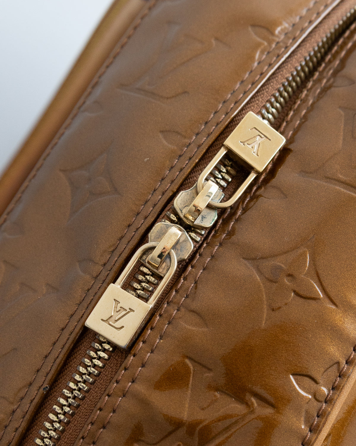 LOUIS VUITTON Tompkins
