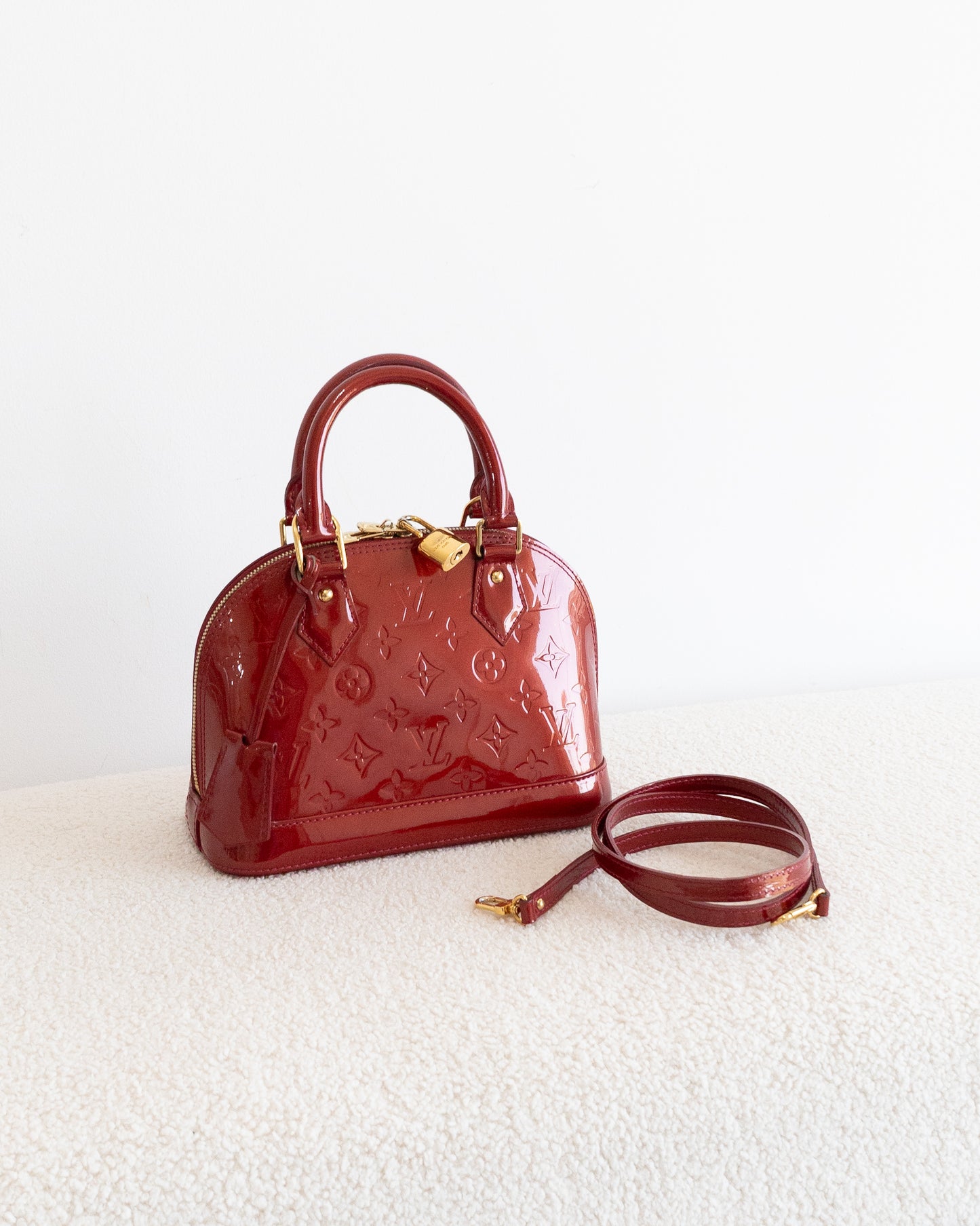 LOUIS VUITTON Alma BB