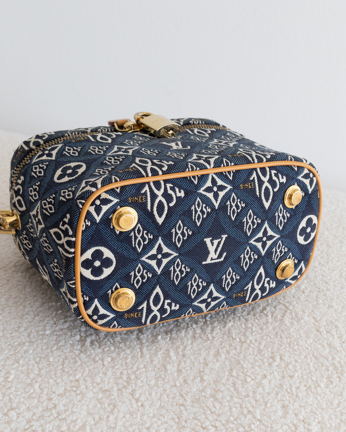 LOUIS VUITTON Vanity 1854