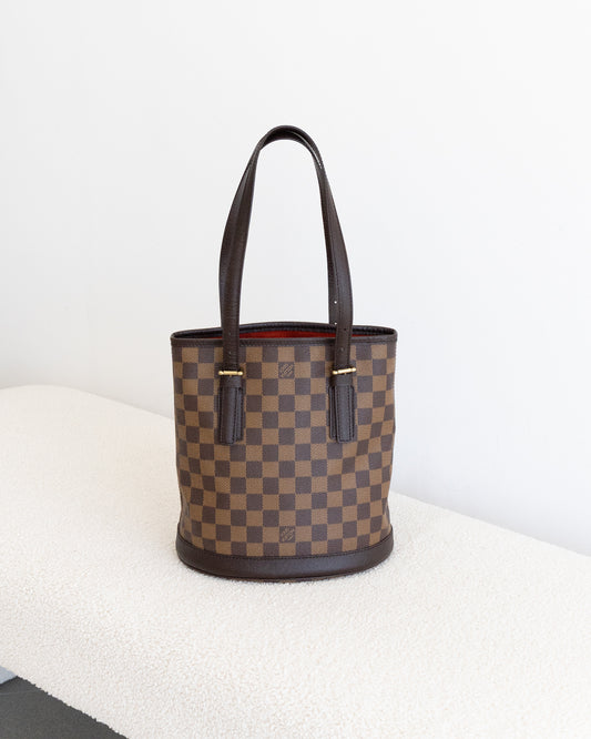 LOUIS VUITTON Marais Bucket