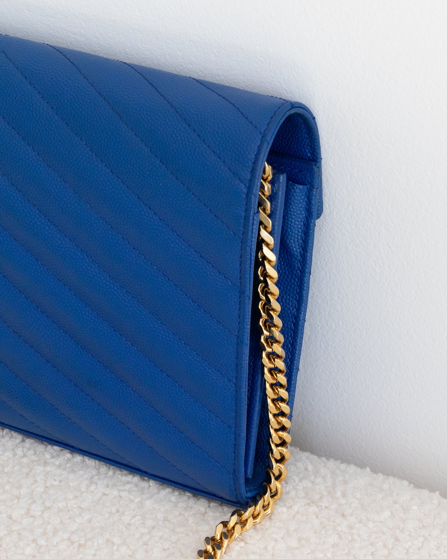 SAINT LAURENT Cassandre WOC