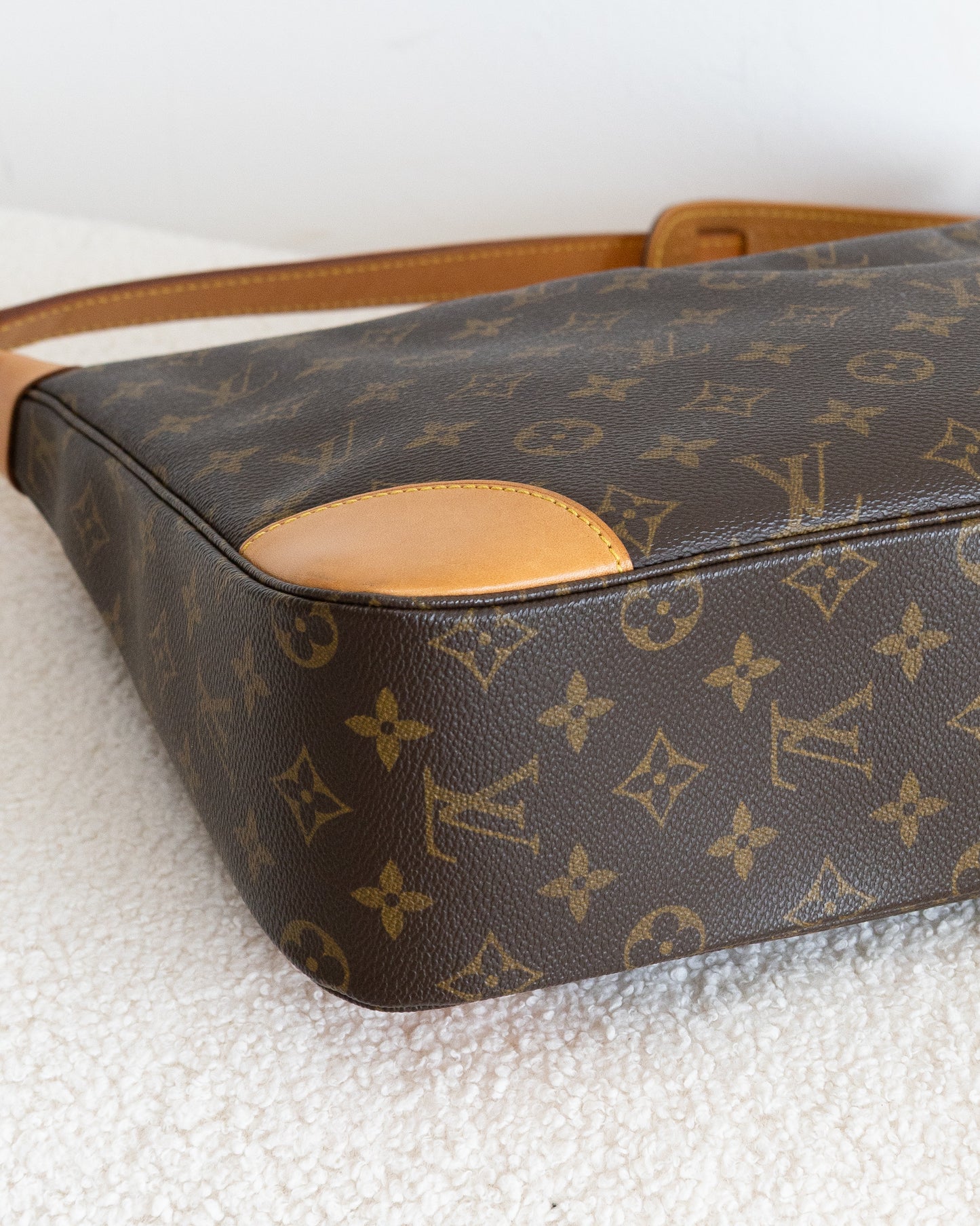 LOUIS VUITTON Boulogne 30