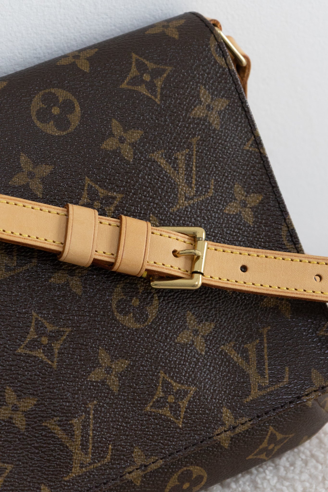 LOUIS VUITTON Musette Tango