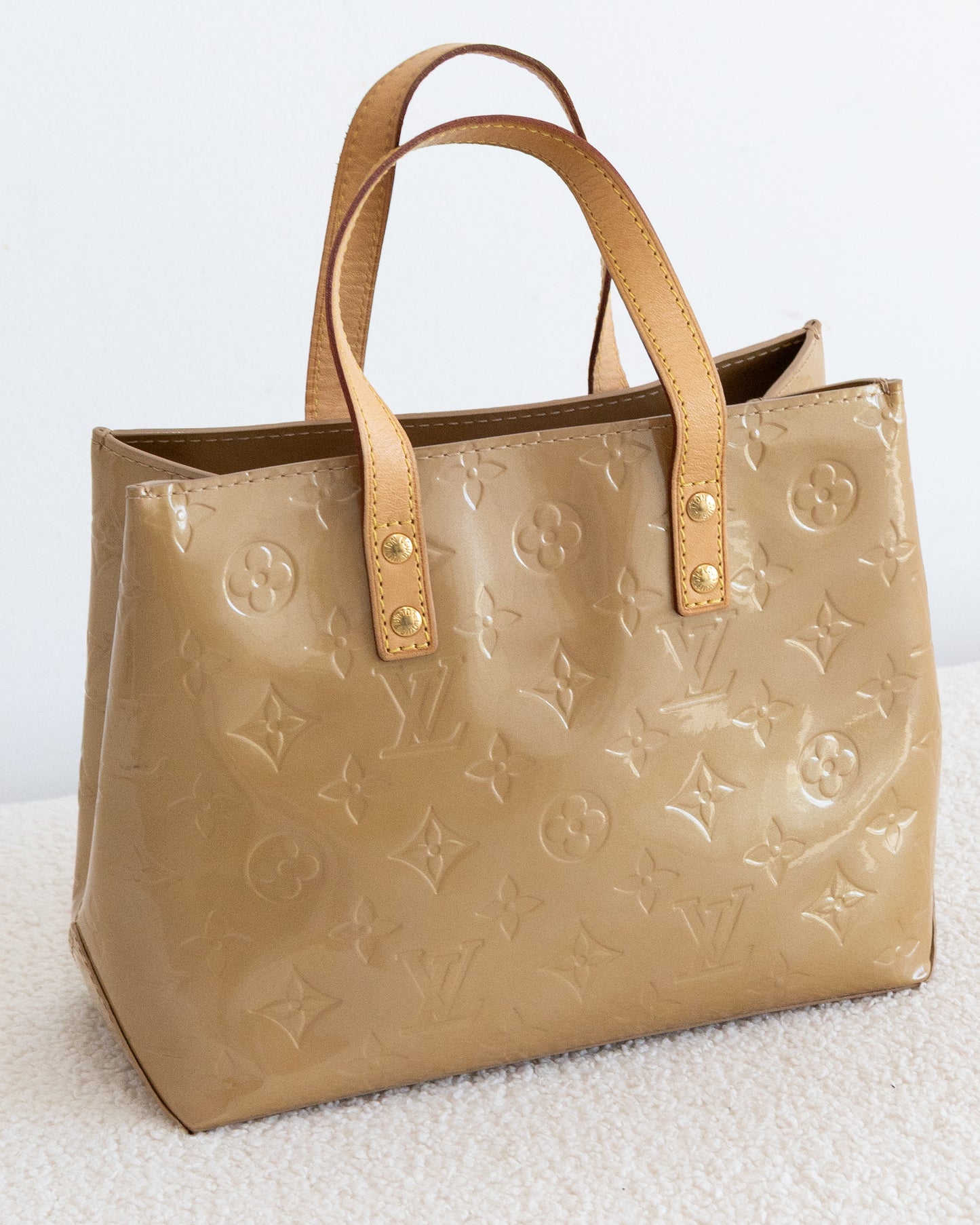 LOUIS VUITTON Reade PM