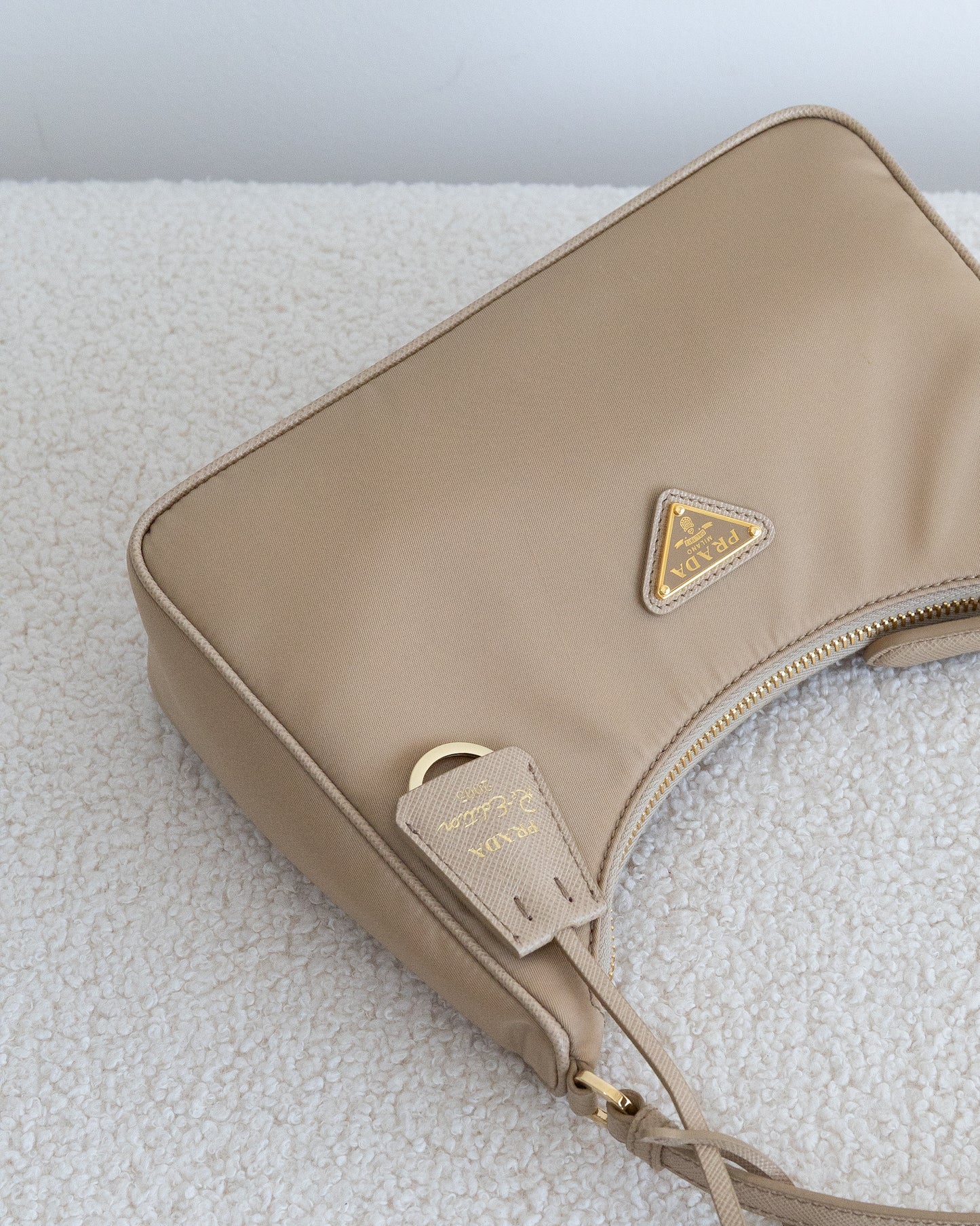 PRADA Re-Edition 2000