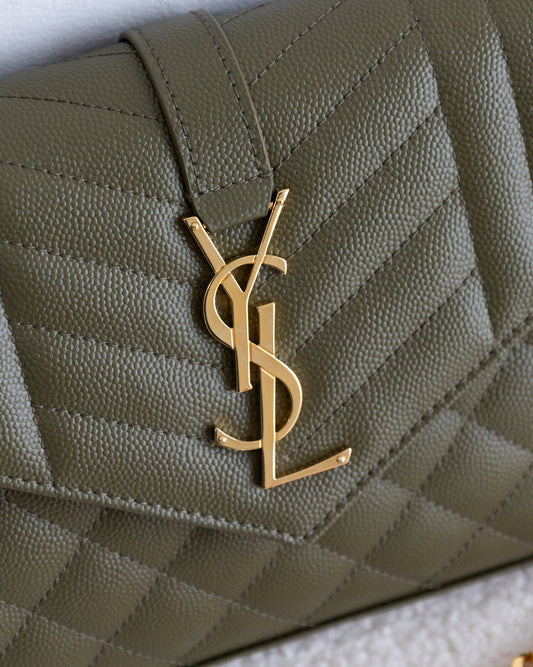 SAINT LAURENT Cassandre WOC