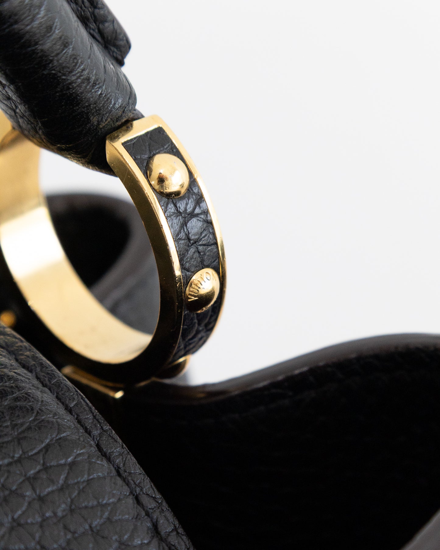 LOUIS VUITTON Capucines BB