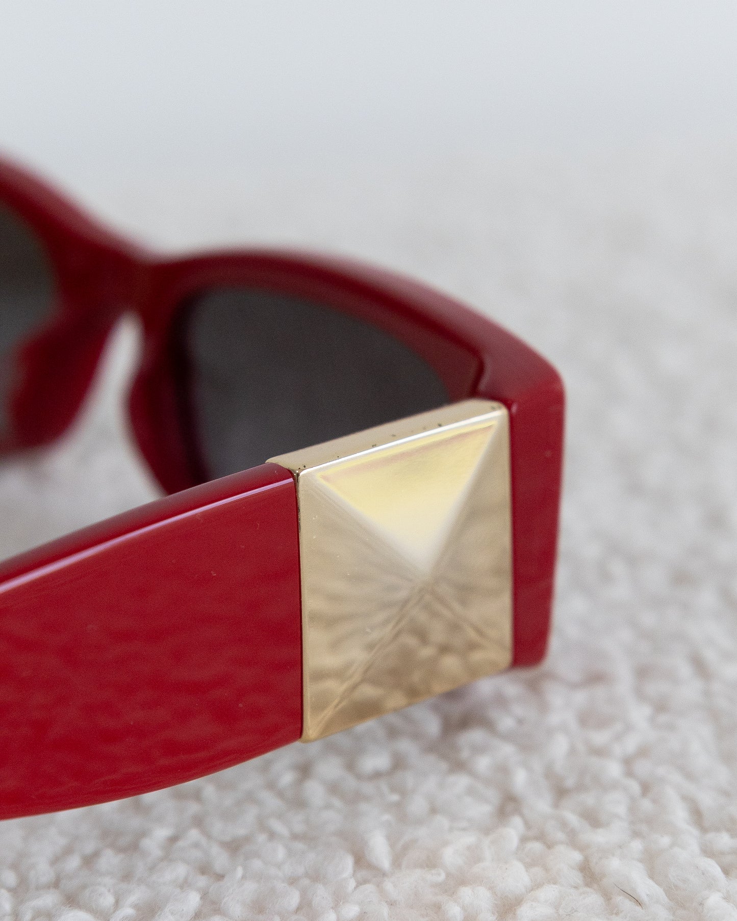 VALENTINO GARAVANI Sunglasses