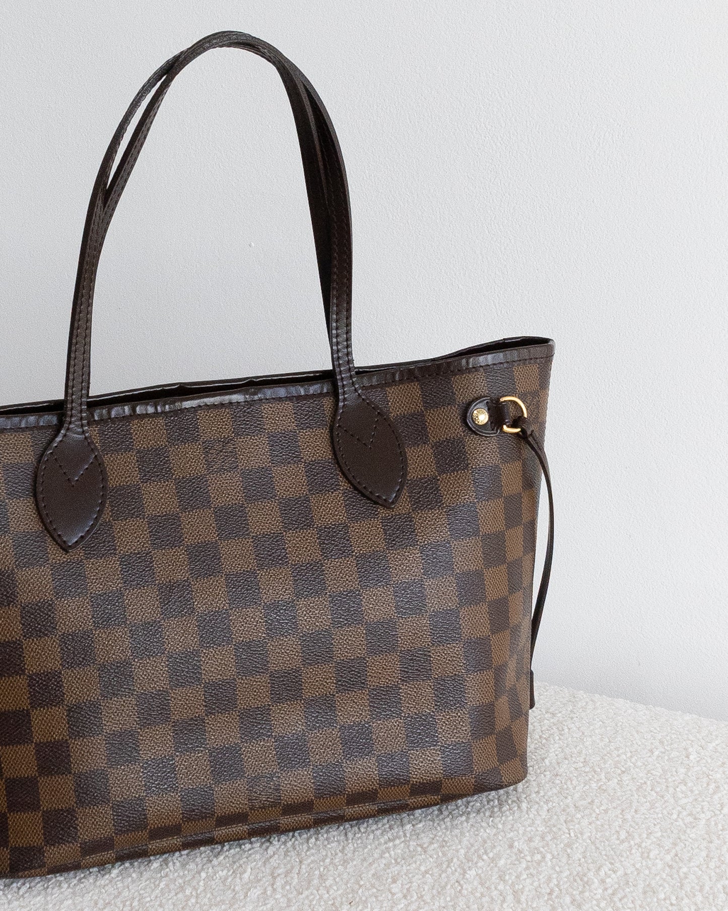 LOUIS VUITTON Neverfull PM