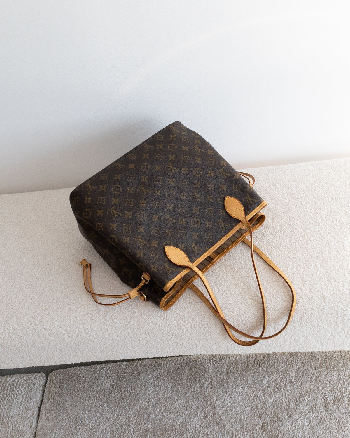 LOUIS VUITTON Neverfull MM