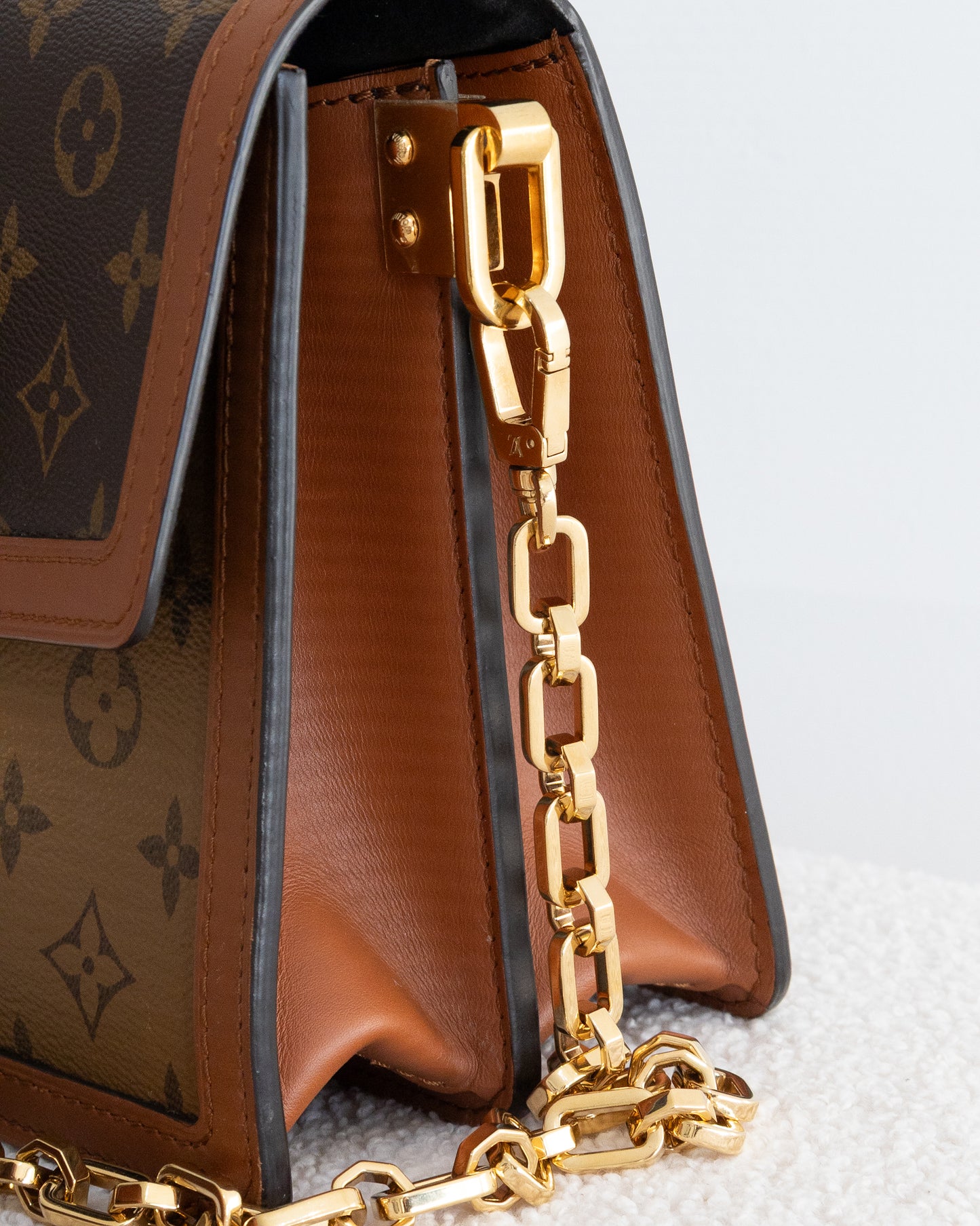 LOUIS VUITTON Dauphine MM