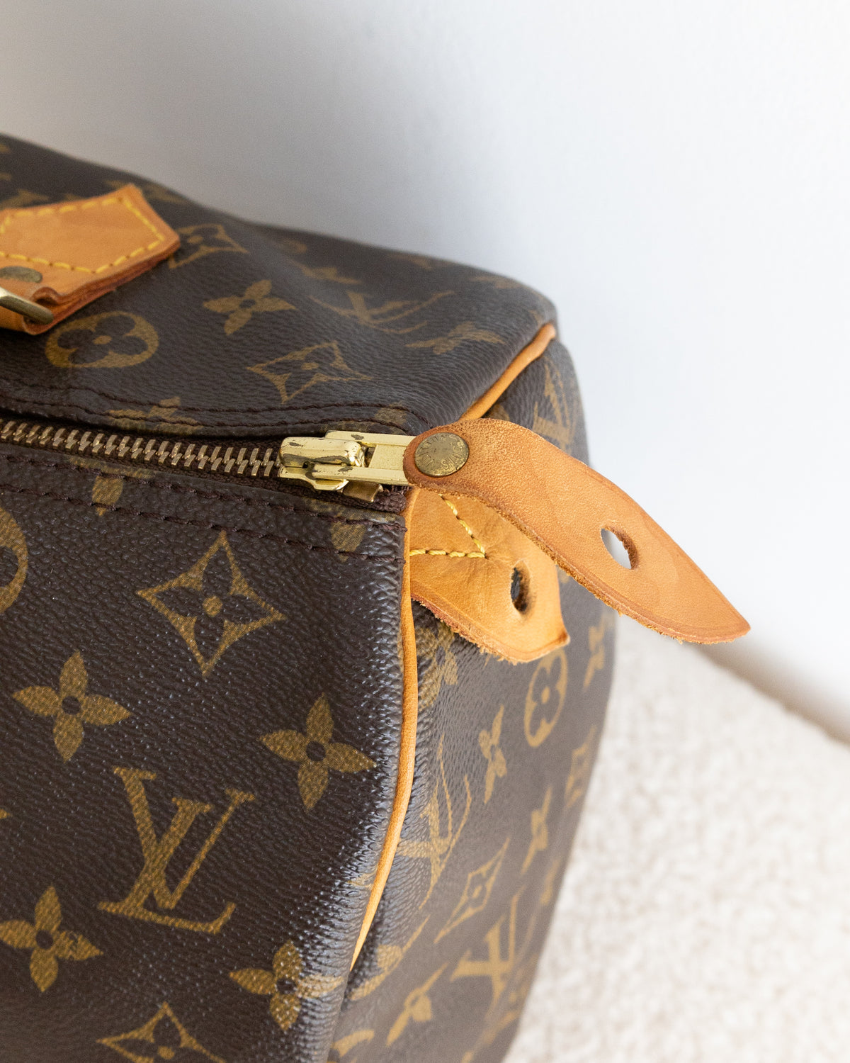 LOUIS VUITTON Speedy 30